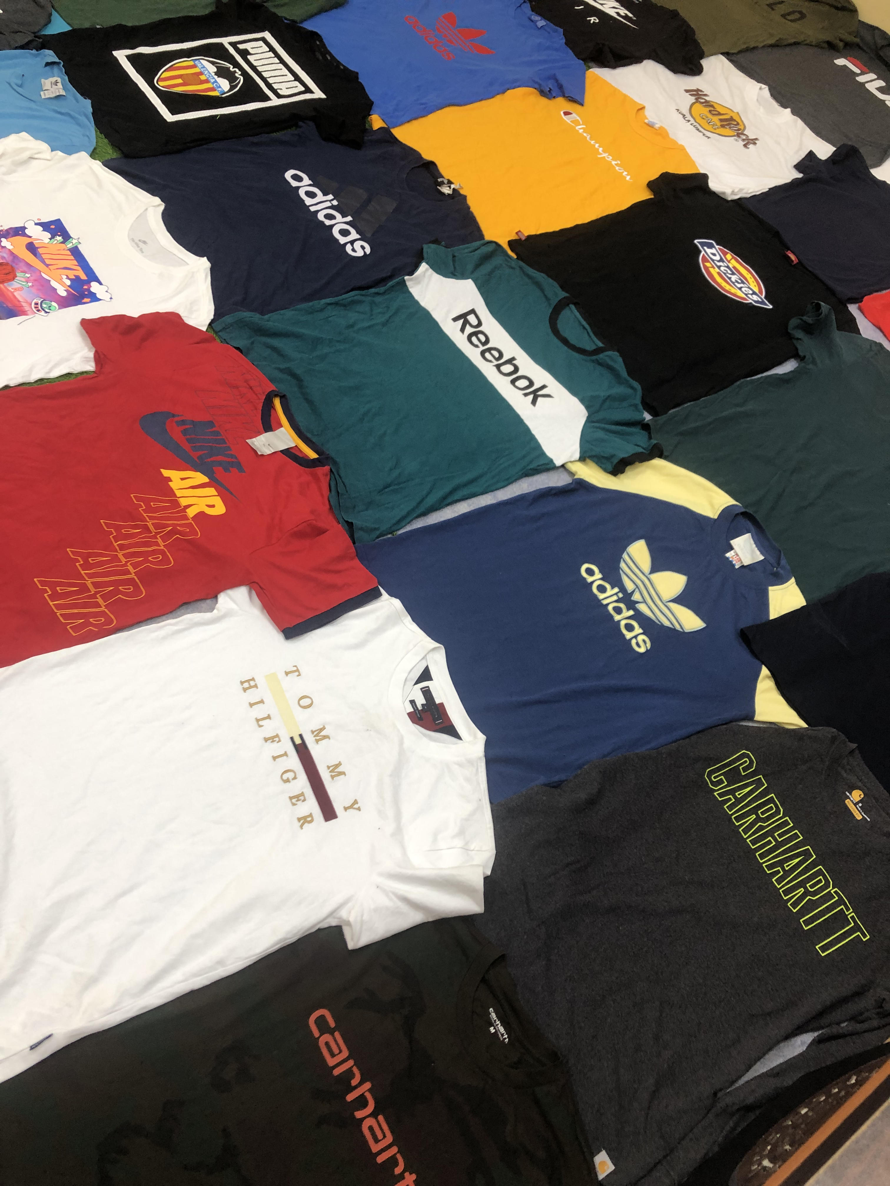 T-shirts en coton pour hommes à col rond de marque Grade A 150 pièces