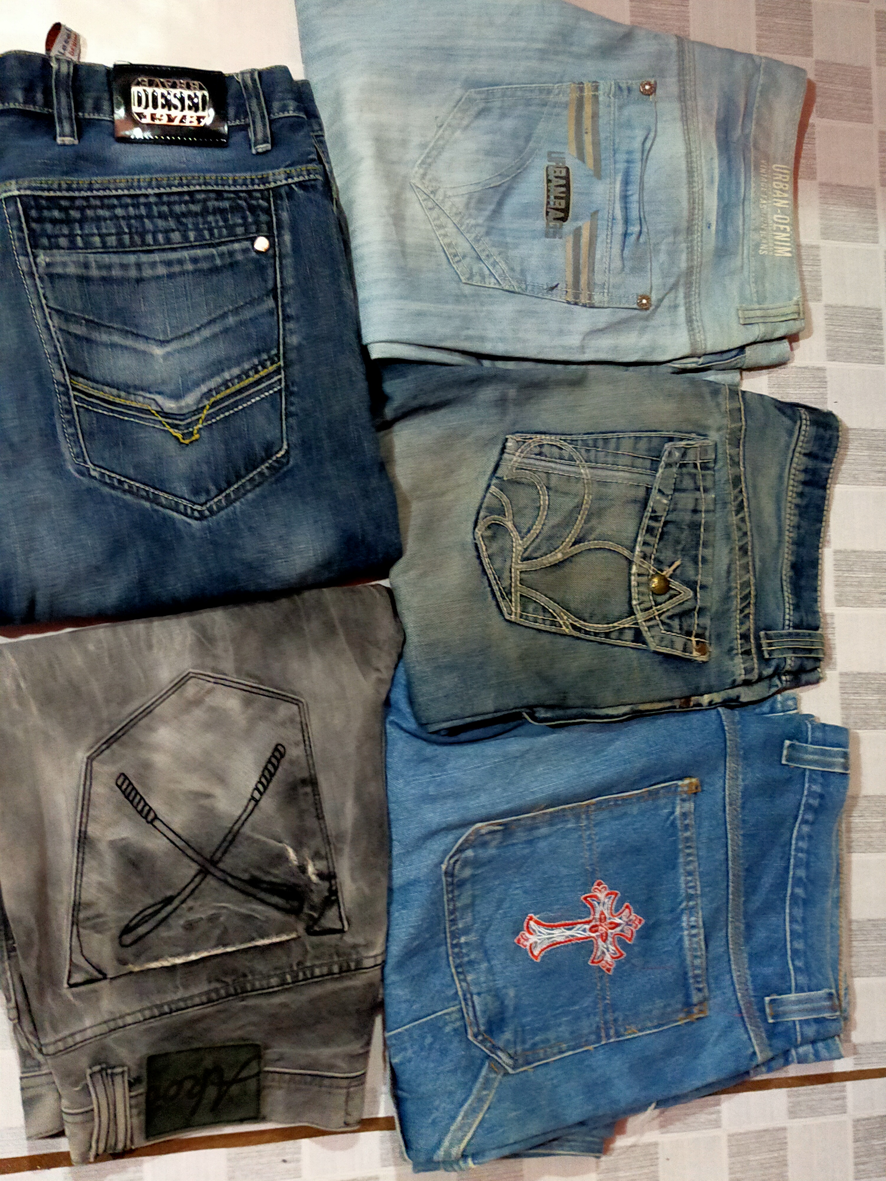 Id 77 diesel and other mix brands total 10 pieces