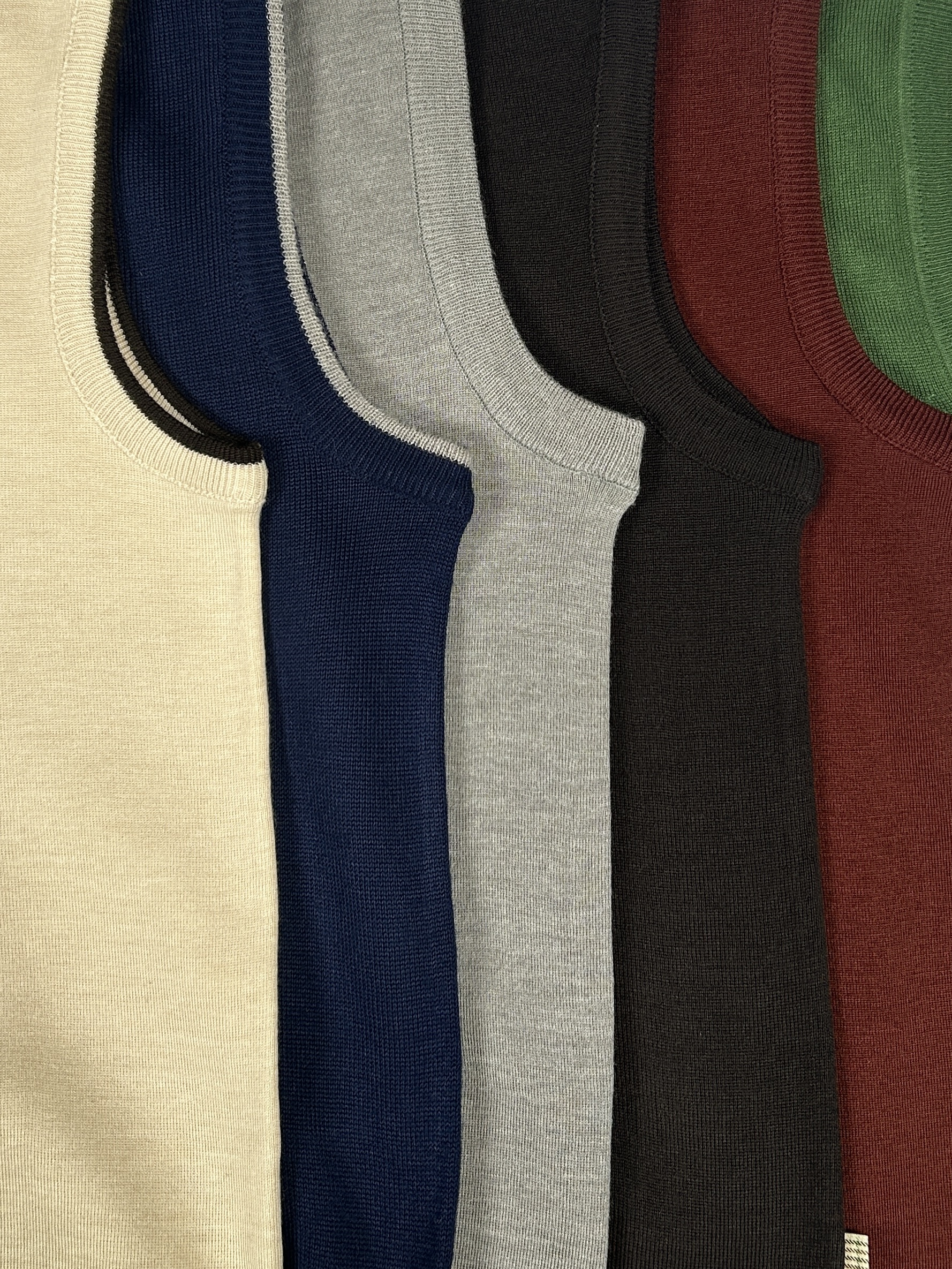 Dark Academia Sweater Vests - 20 pcs