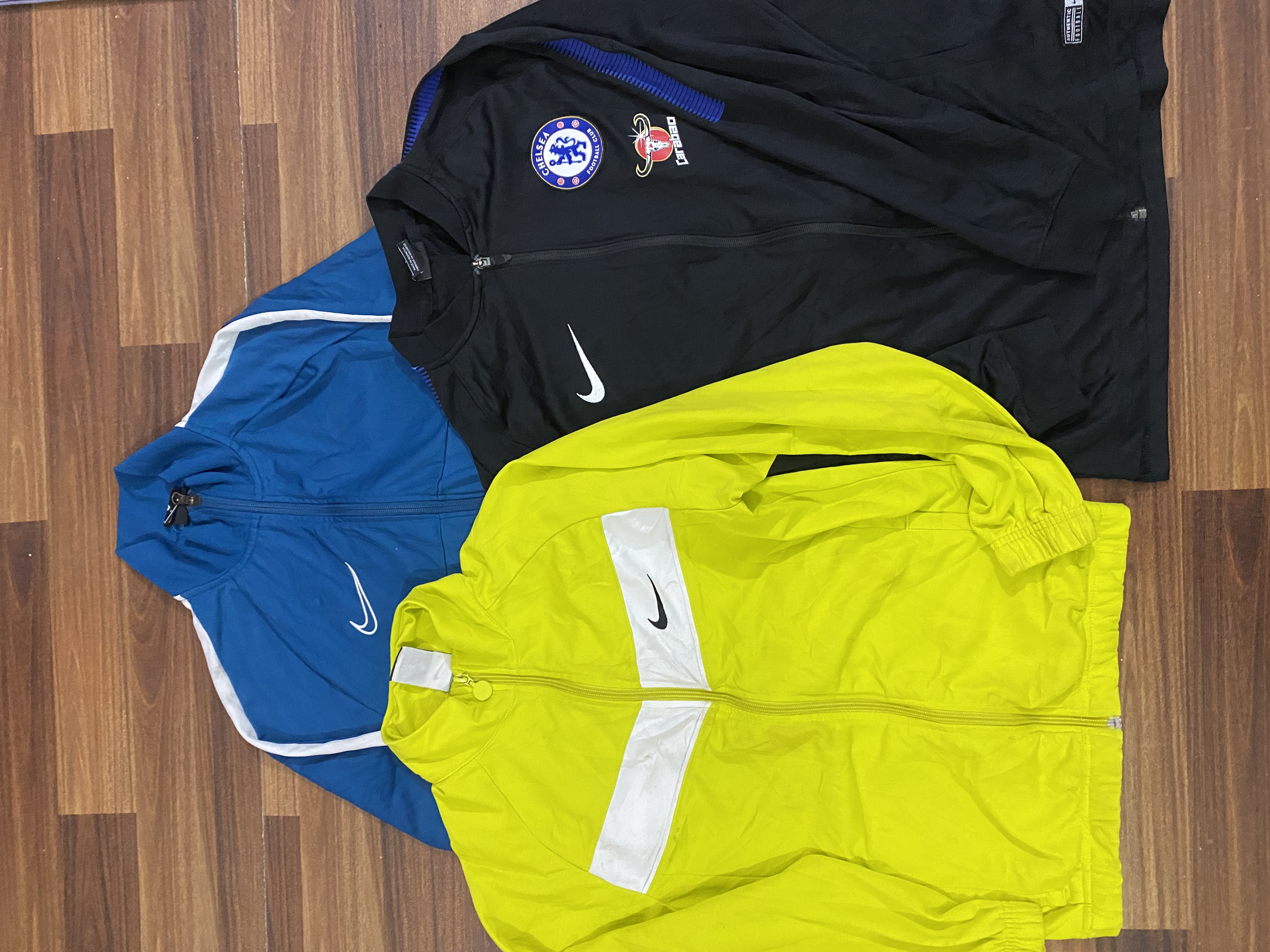 Mens Authentic Track Jackets - 47 Stück