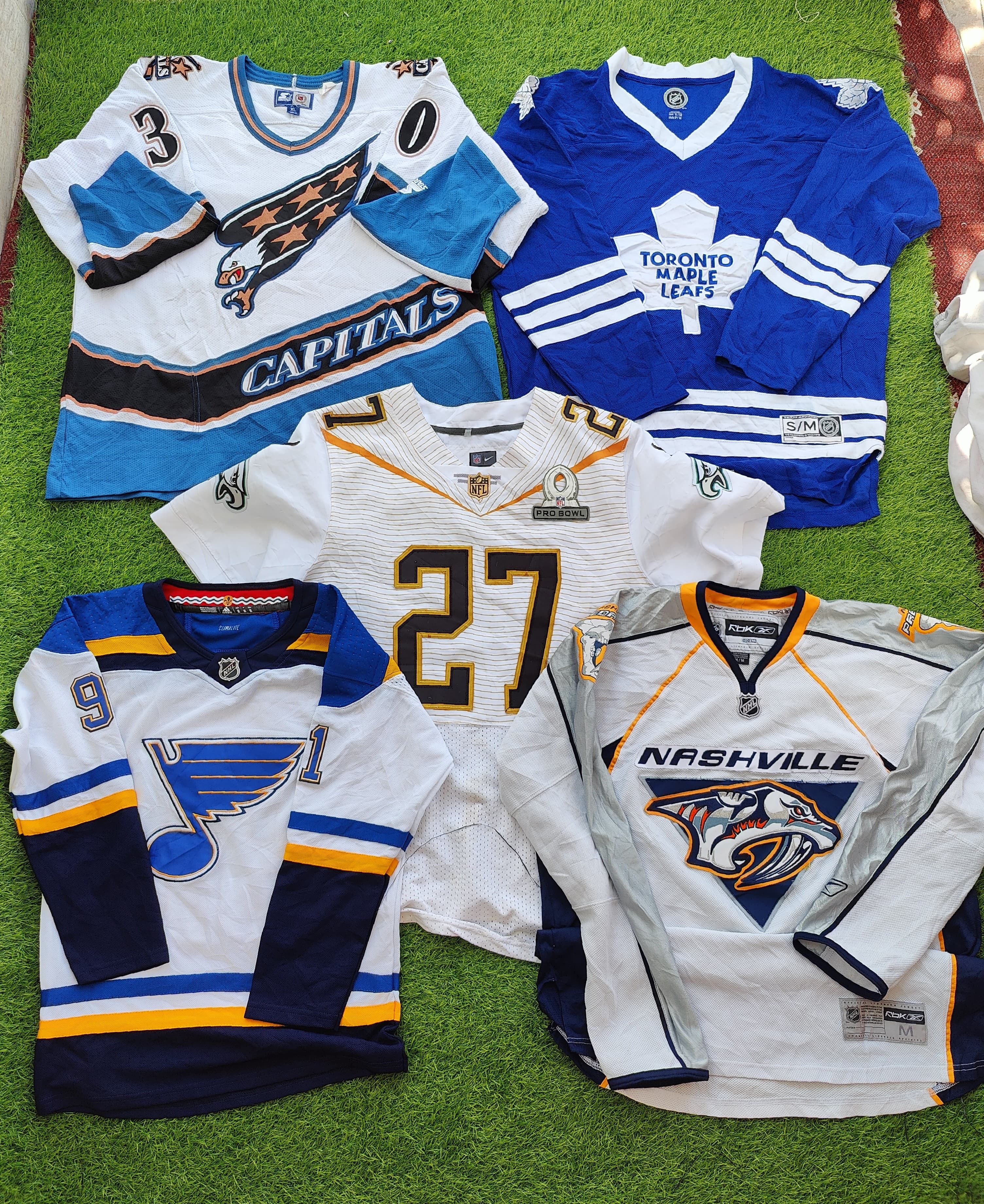 NFL, NHL, NBA, MLB Maillots de Sport 60 Pcs