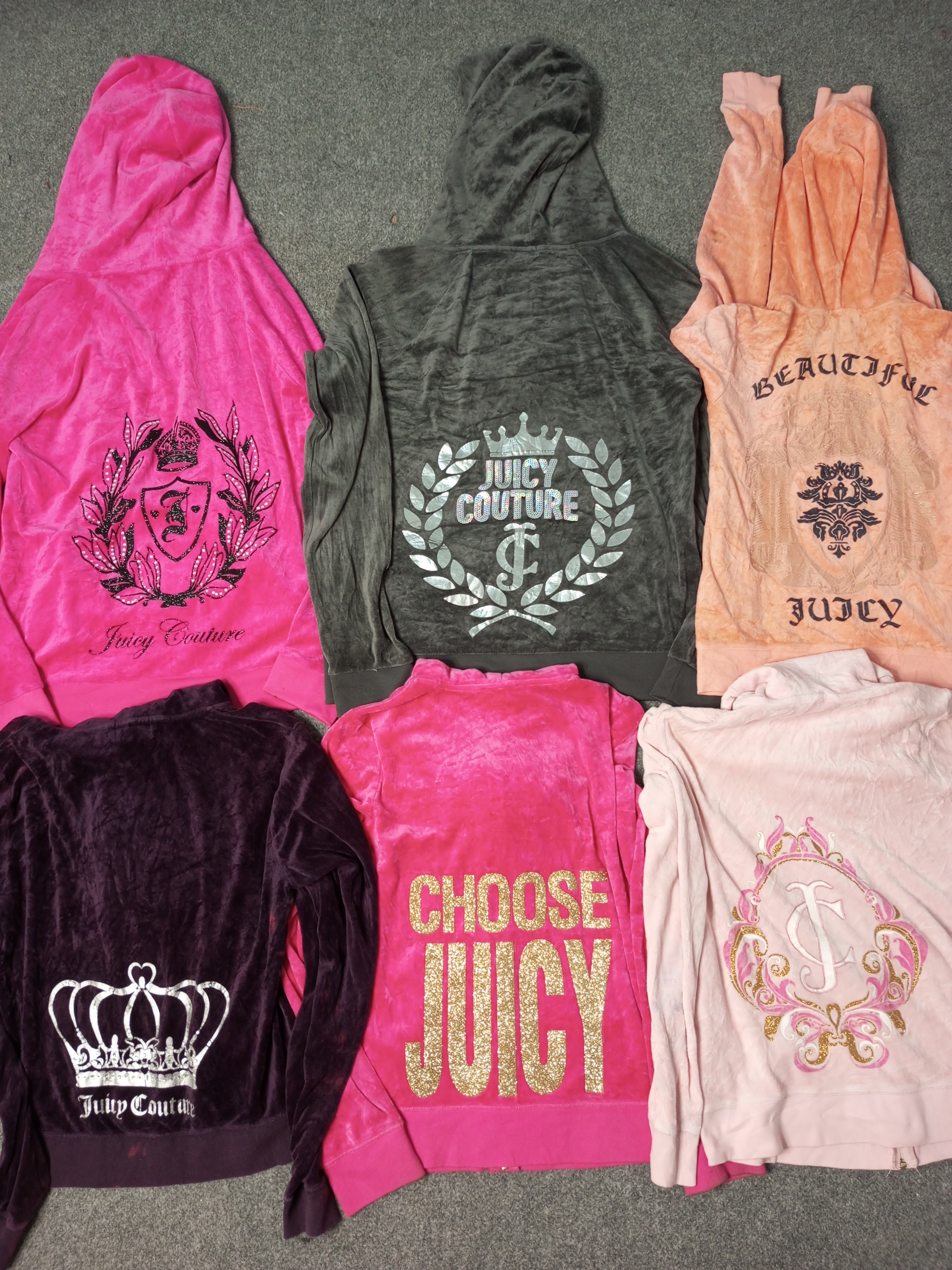 Camisetas com capuz Juicy Couture 25 peças