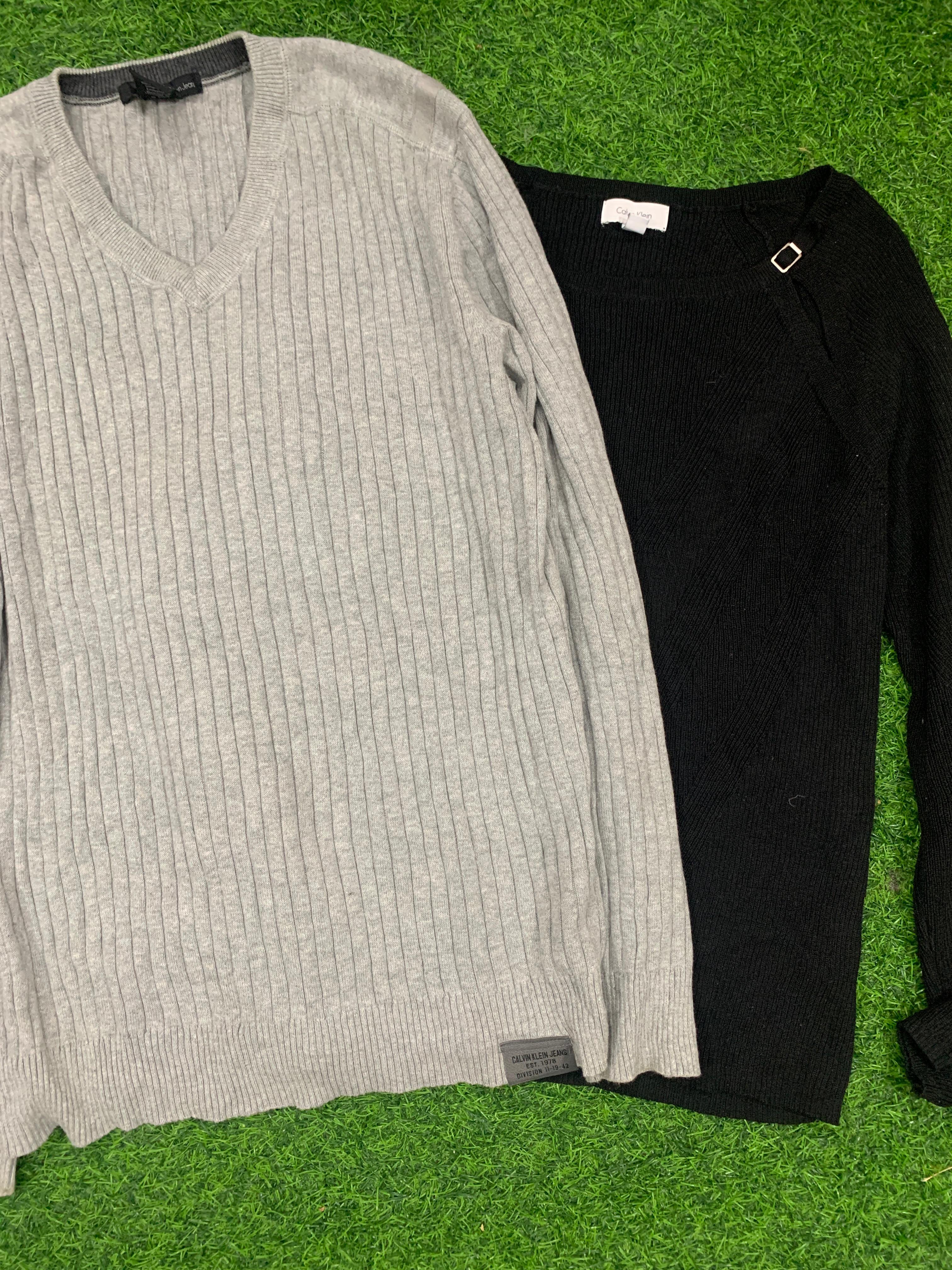 CK round and V-neck sweaters