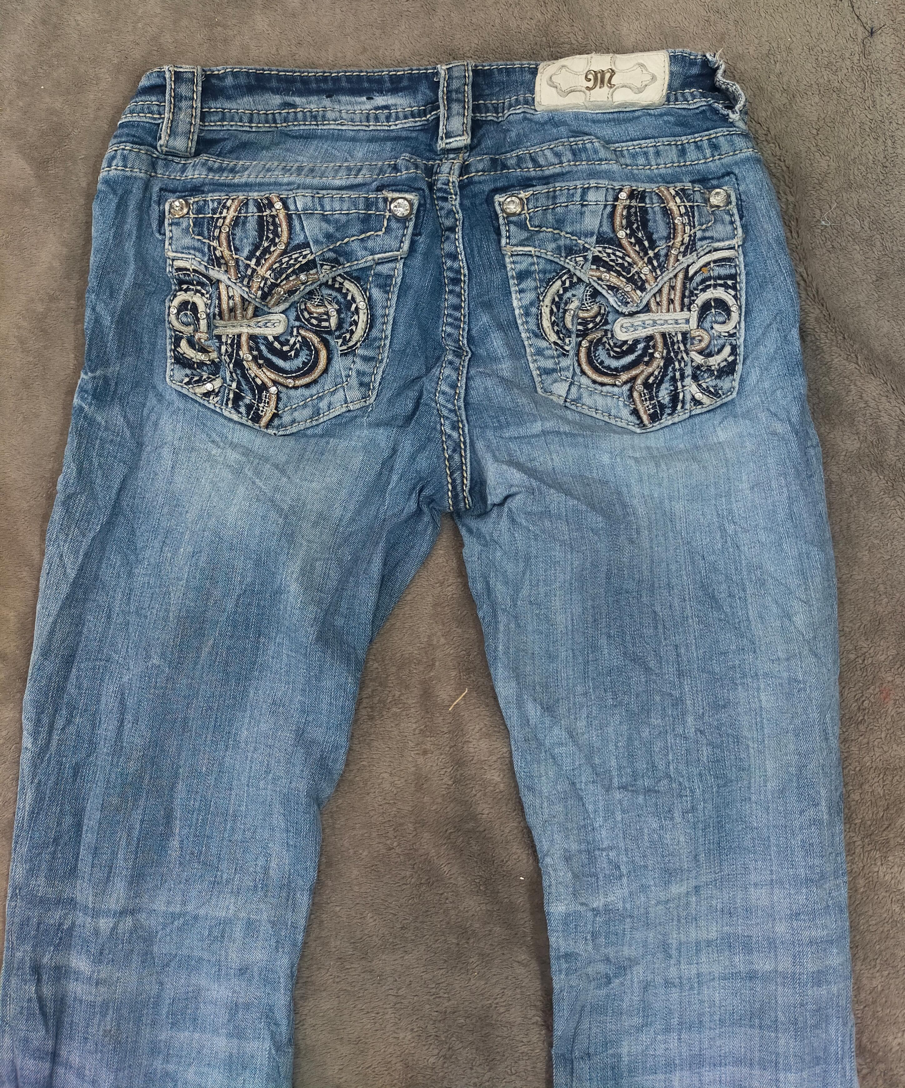 CR2485 Miss Me Jeans évasés - 50 pièces