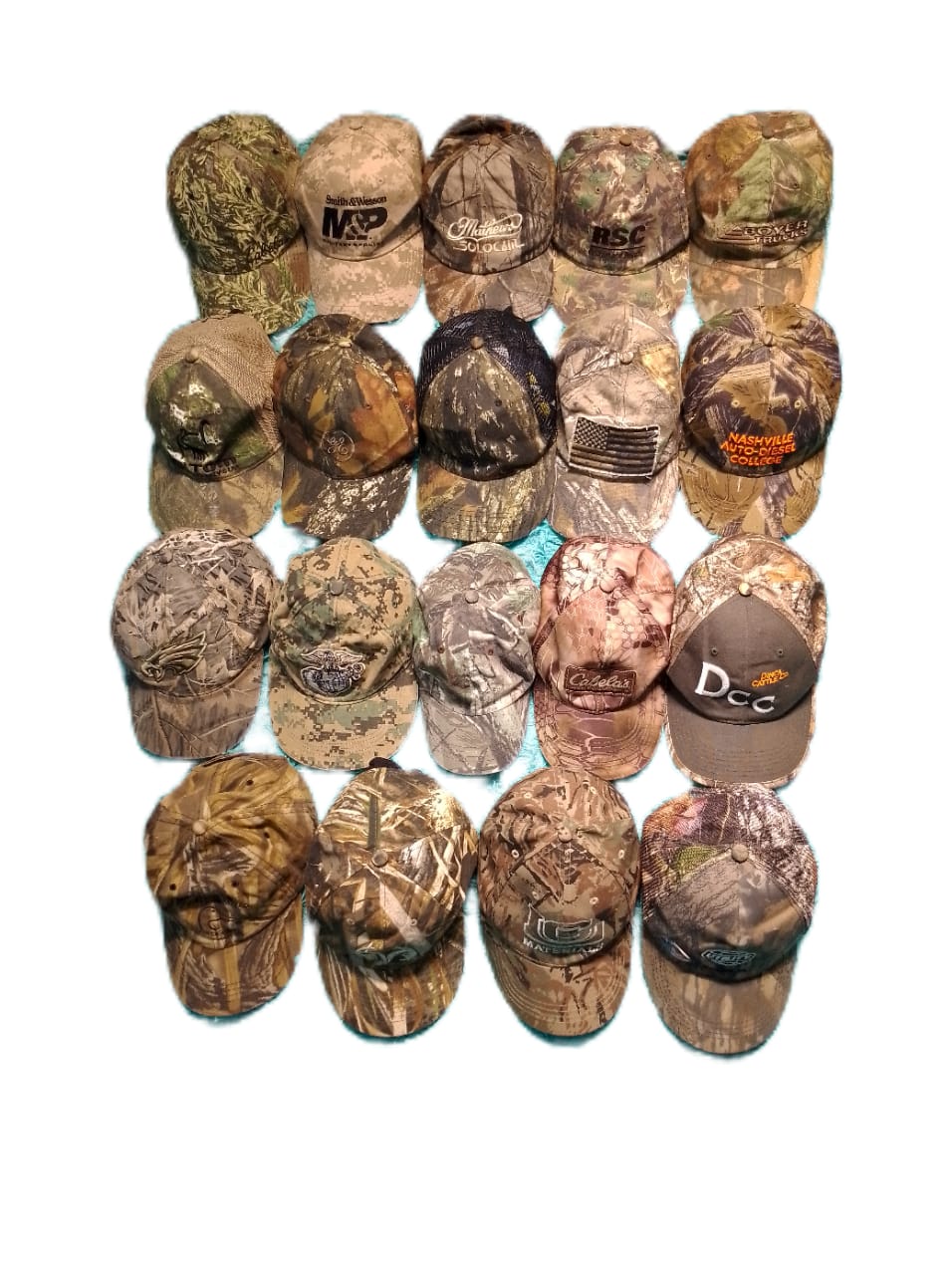 Real Tree Caps (19pcs)