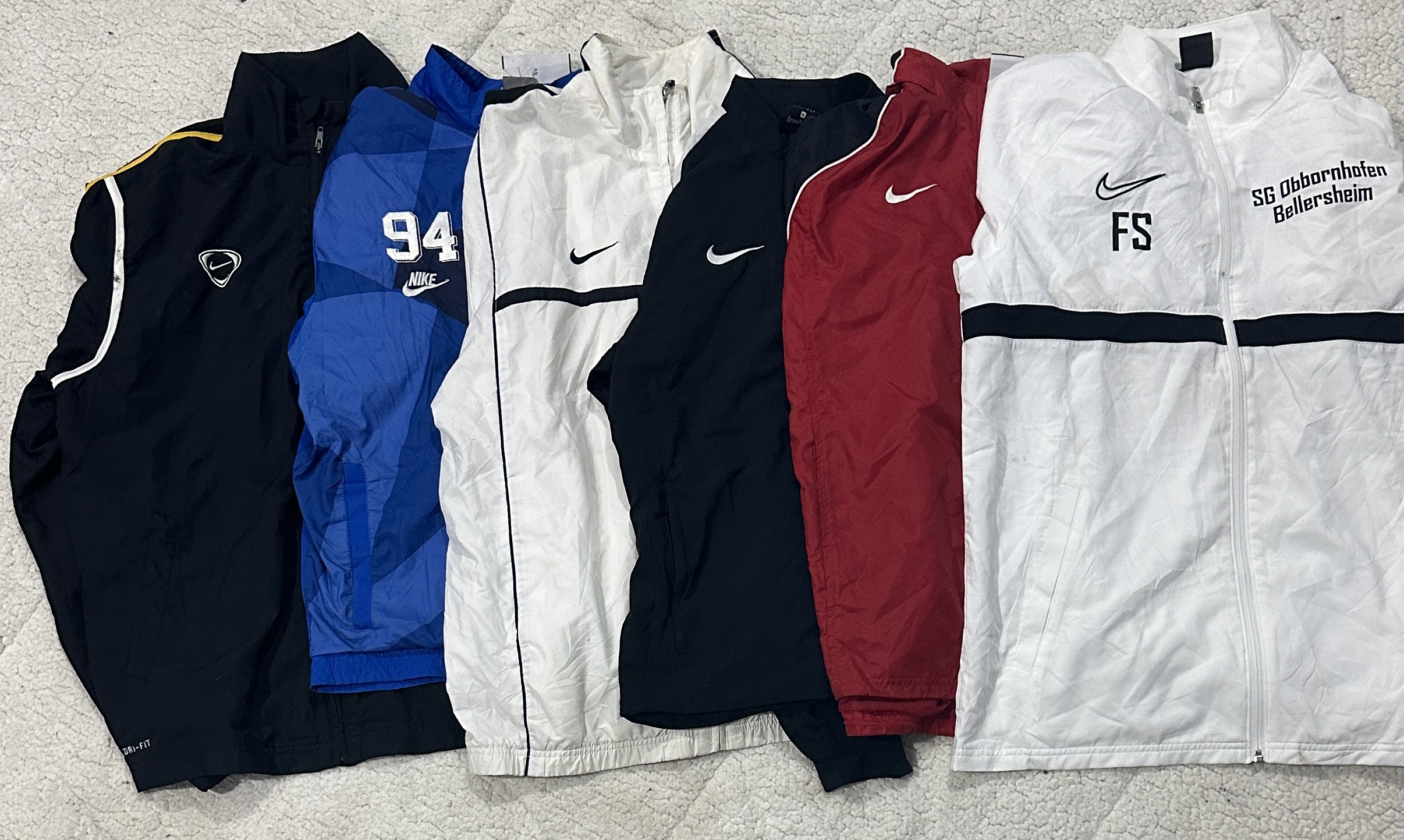 Nike windbreaker  17 pieces