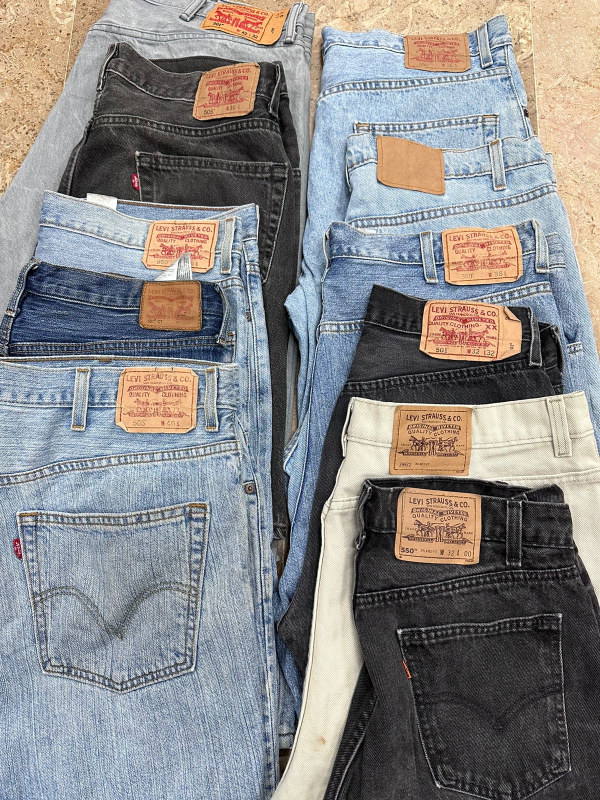 Jeans Levi's di marca 20 pezzi