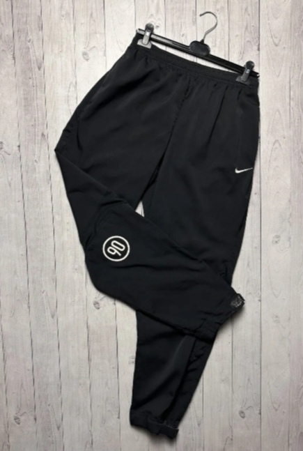 Nike Baggy Track pants