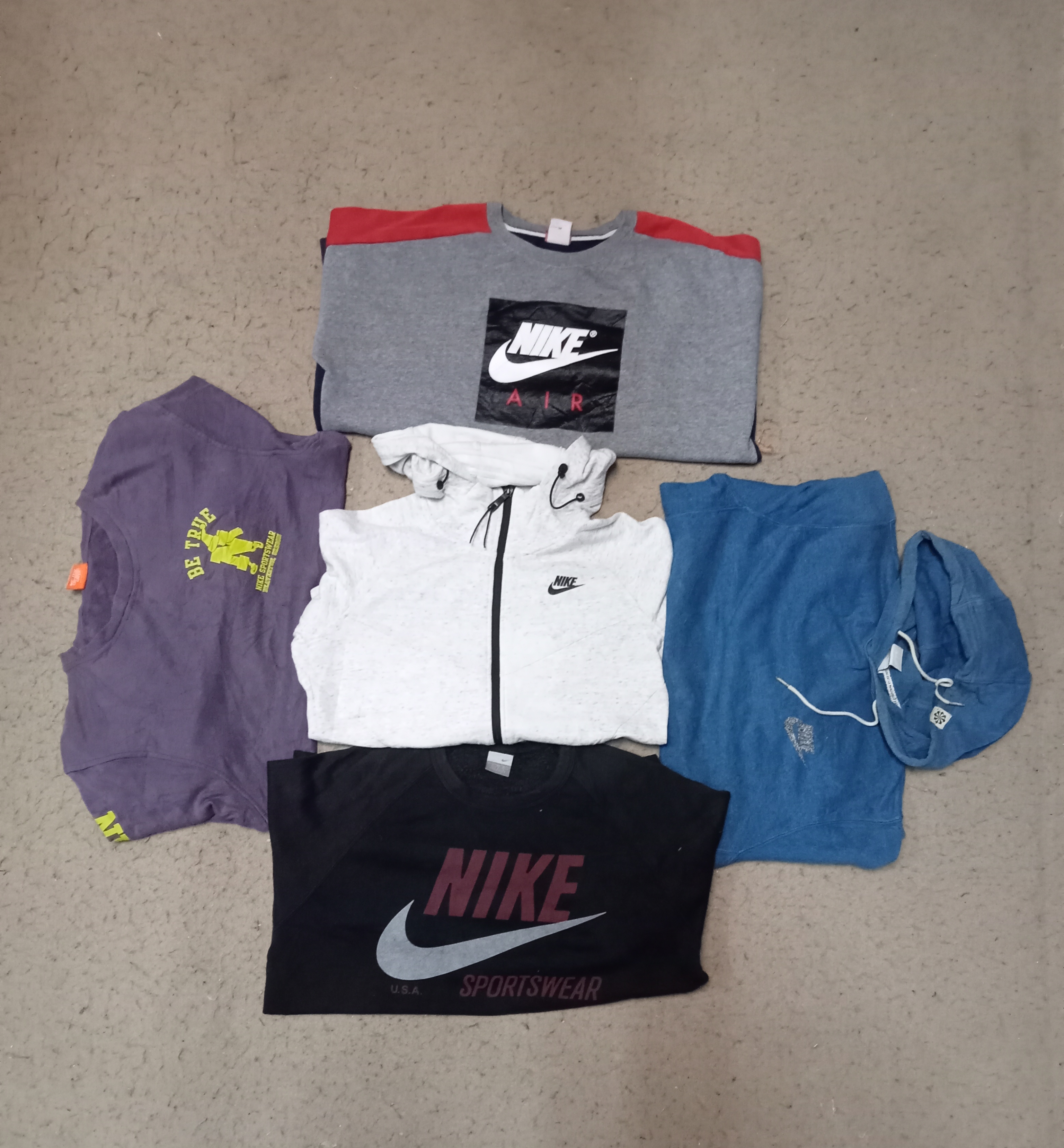 Nike felpe con cappuccio e zip 15 pezzi