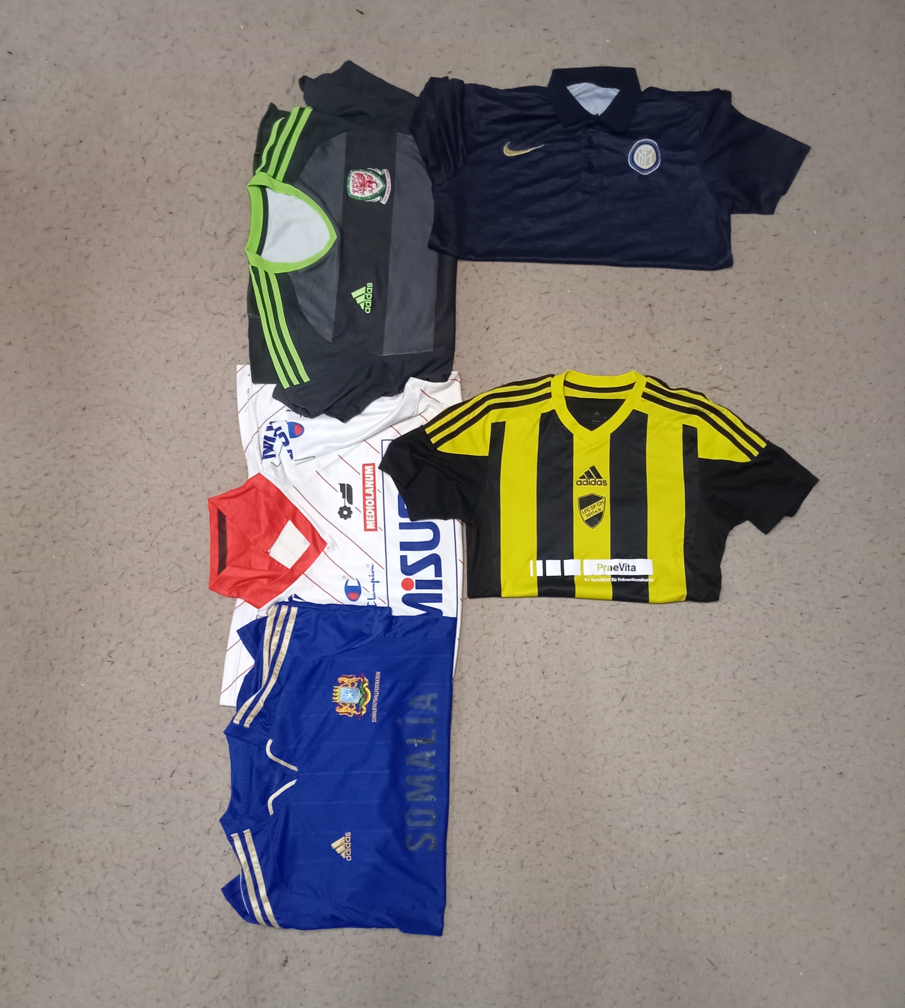 Football jersey 20 pieces