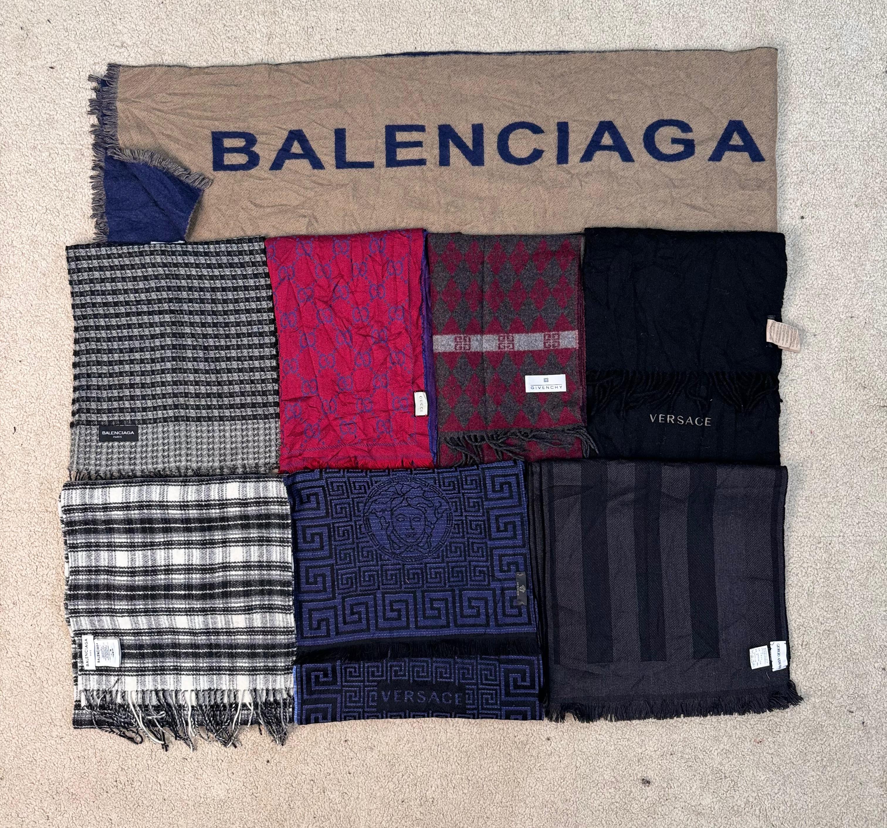 #VV93 Luxury Scarves: Balenciaga/Versace/Gucci/Givenchy/Louis Vuitton/Giorgio Armani/ Balmain and more 30 PCs