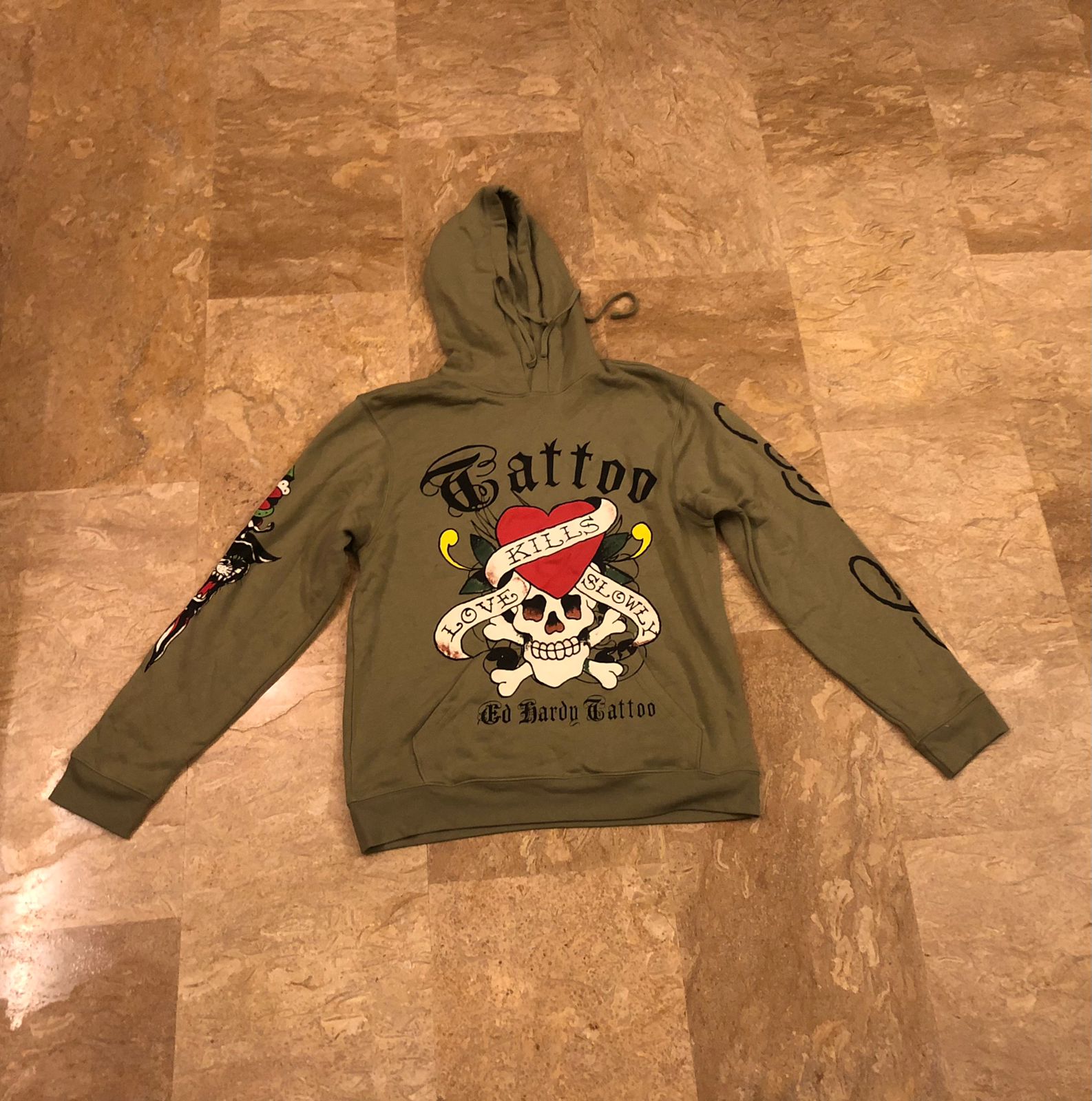 Ed Hardy Mens Pullover/Hoodie - 150 pcs