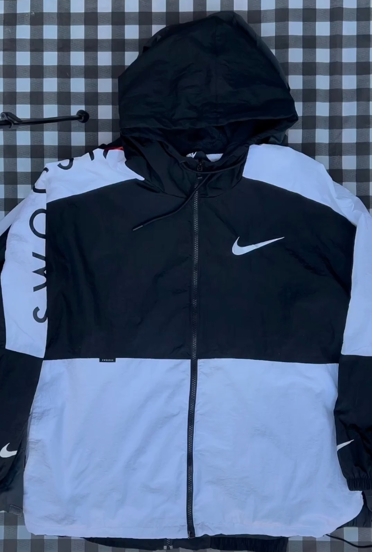 Vestes Nike / Adidas