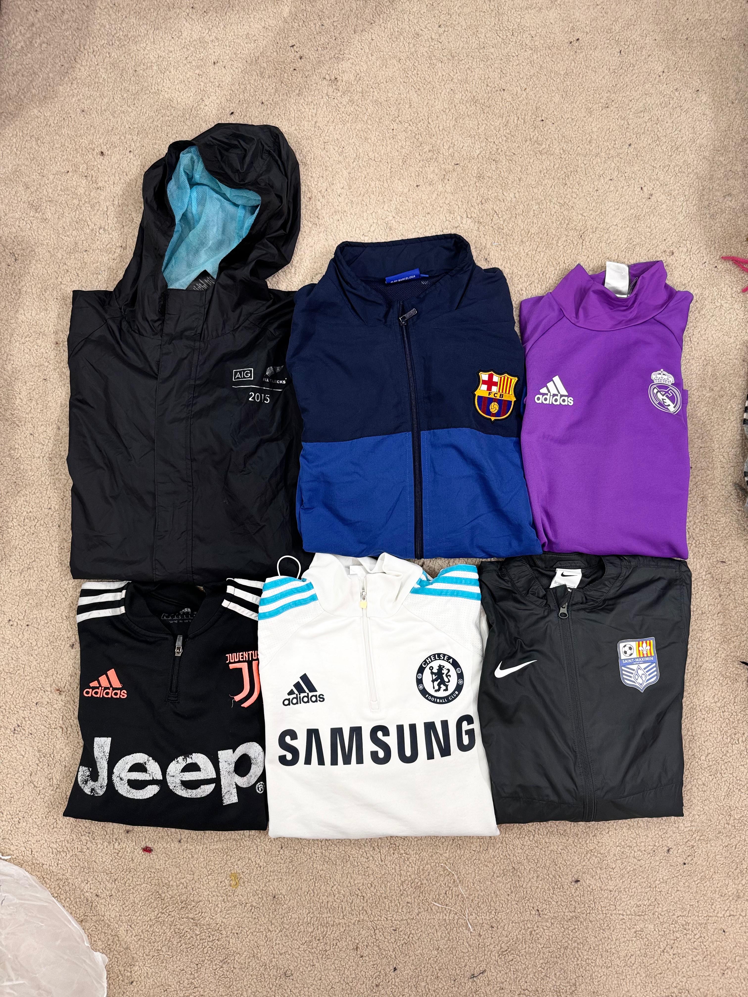 #VV141 FootballClub Track Jackets 30PCs