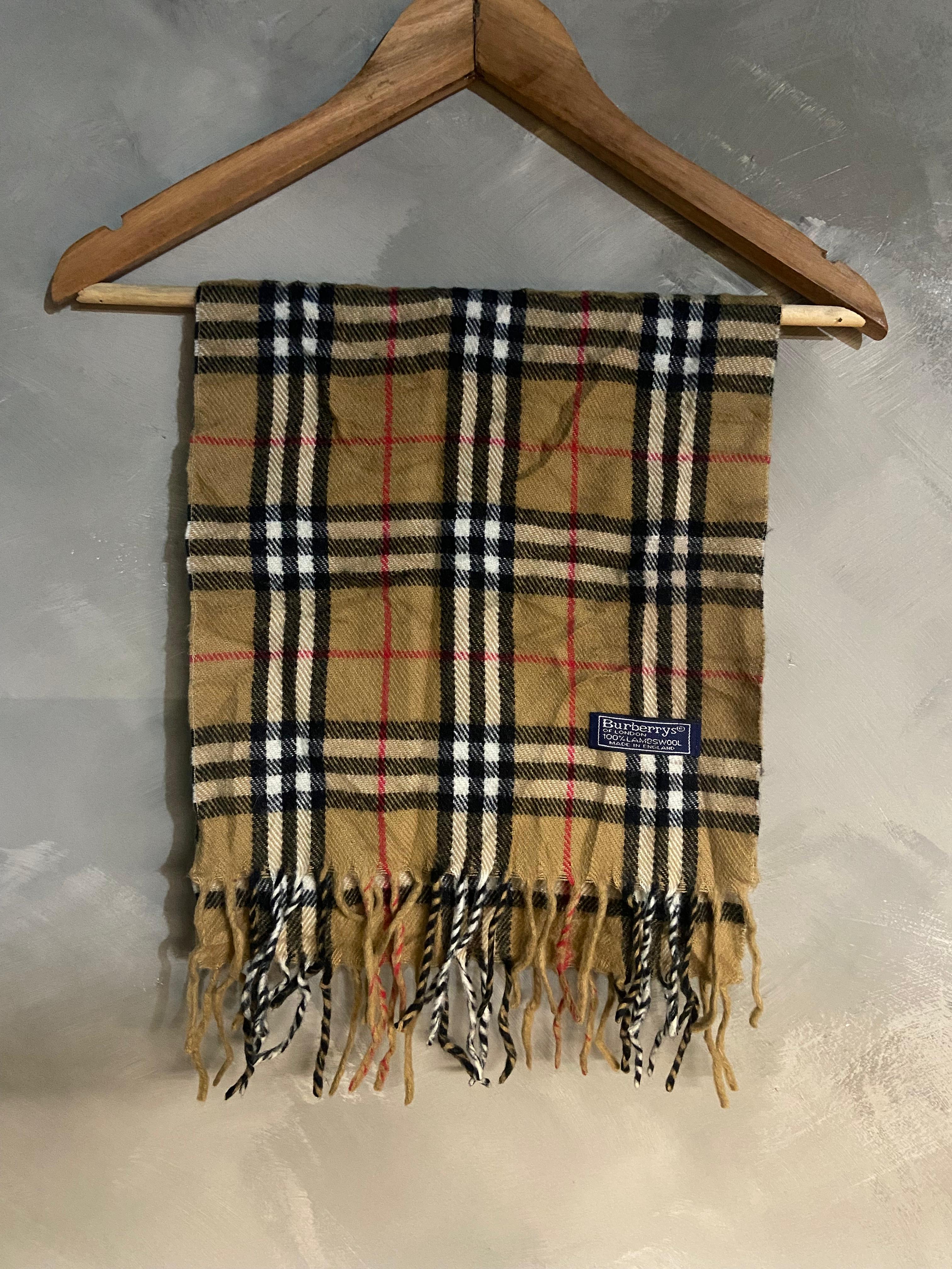 Burberry scarves 50 pieces