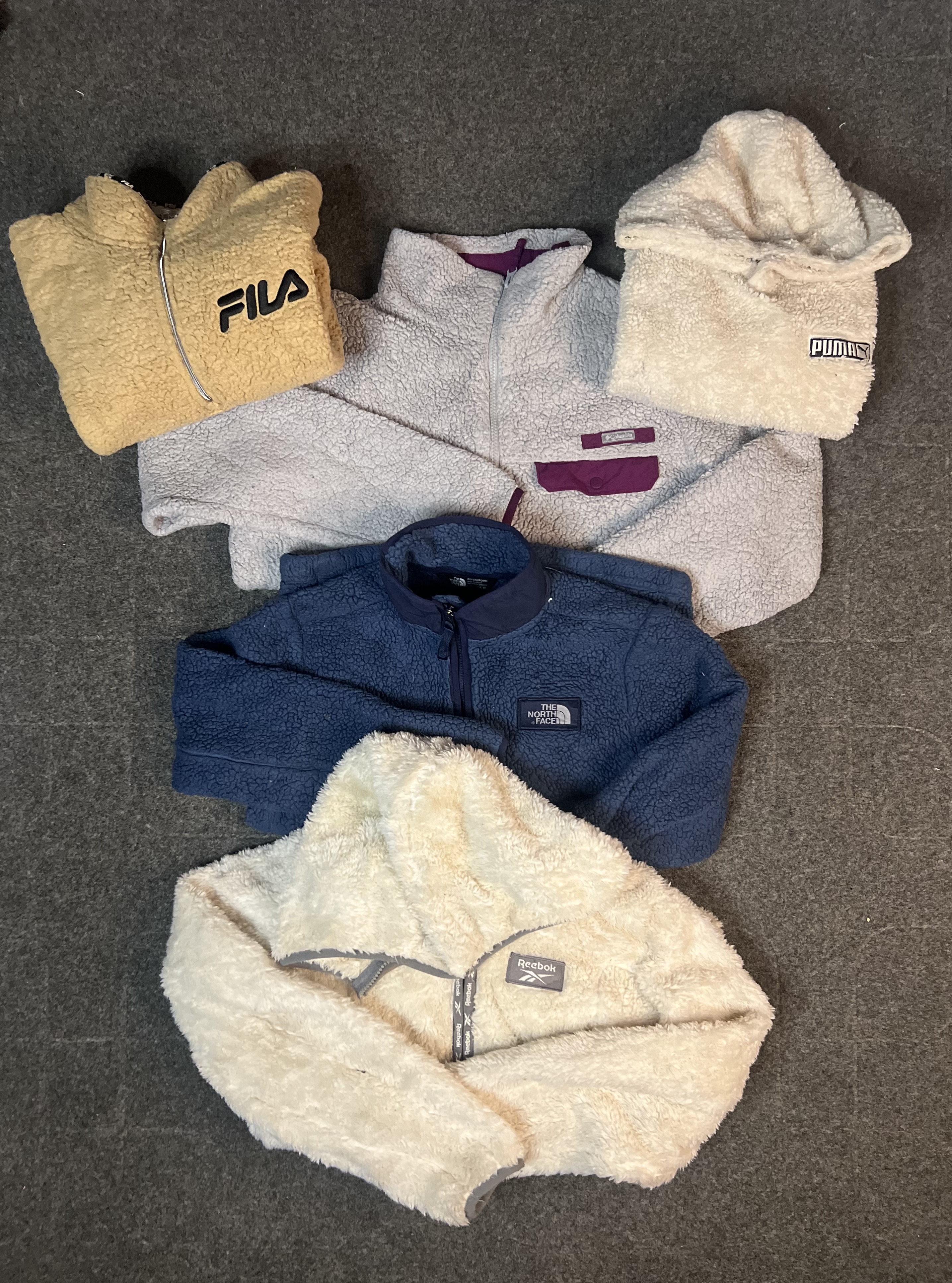 Gemischte Markenfleece