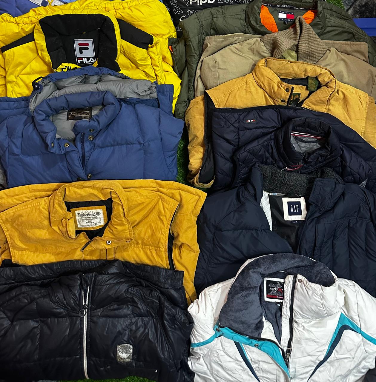 Mix Branded puffer Jackets 23 pieces