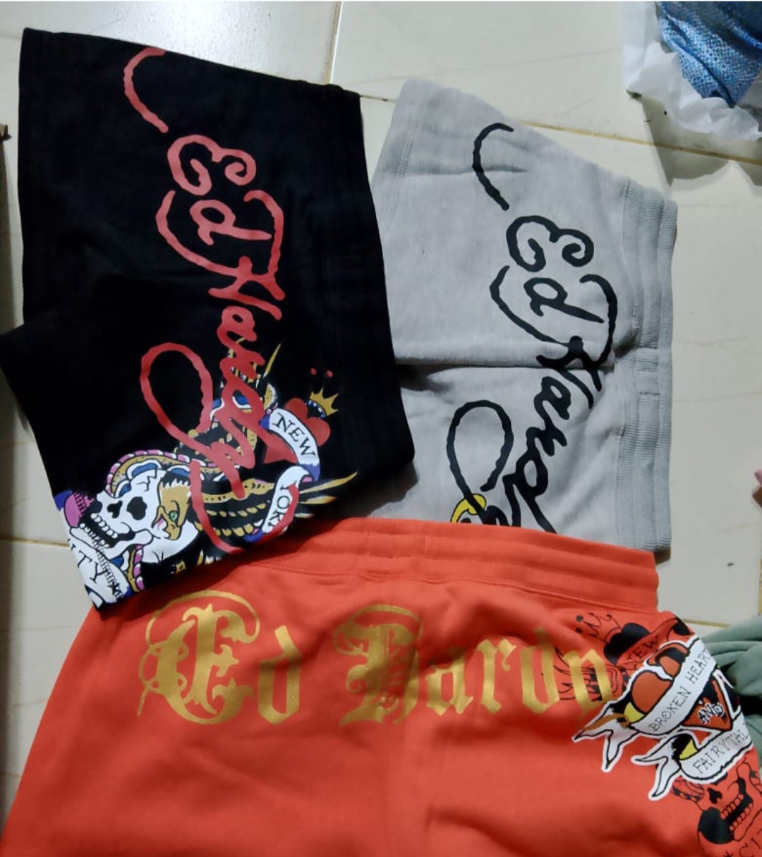 ED Hardy Femmes Shorts Sexy/Biker Restants. 40 pièces Shorts Deadstock/Restants