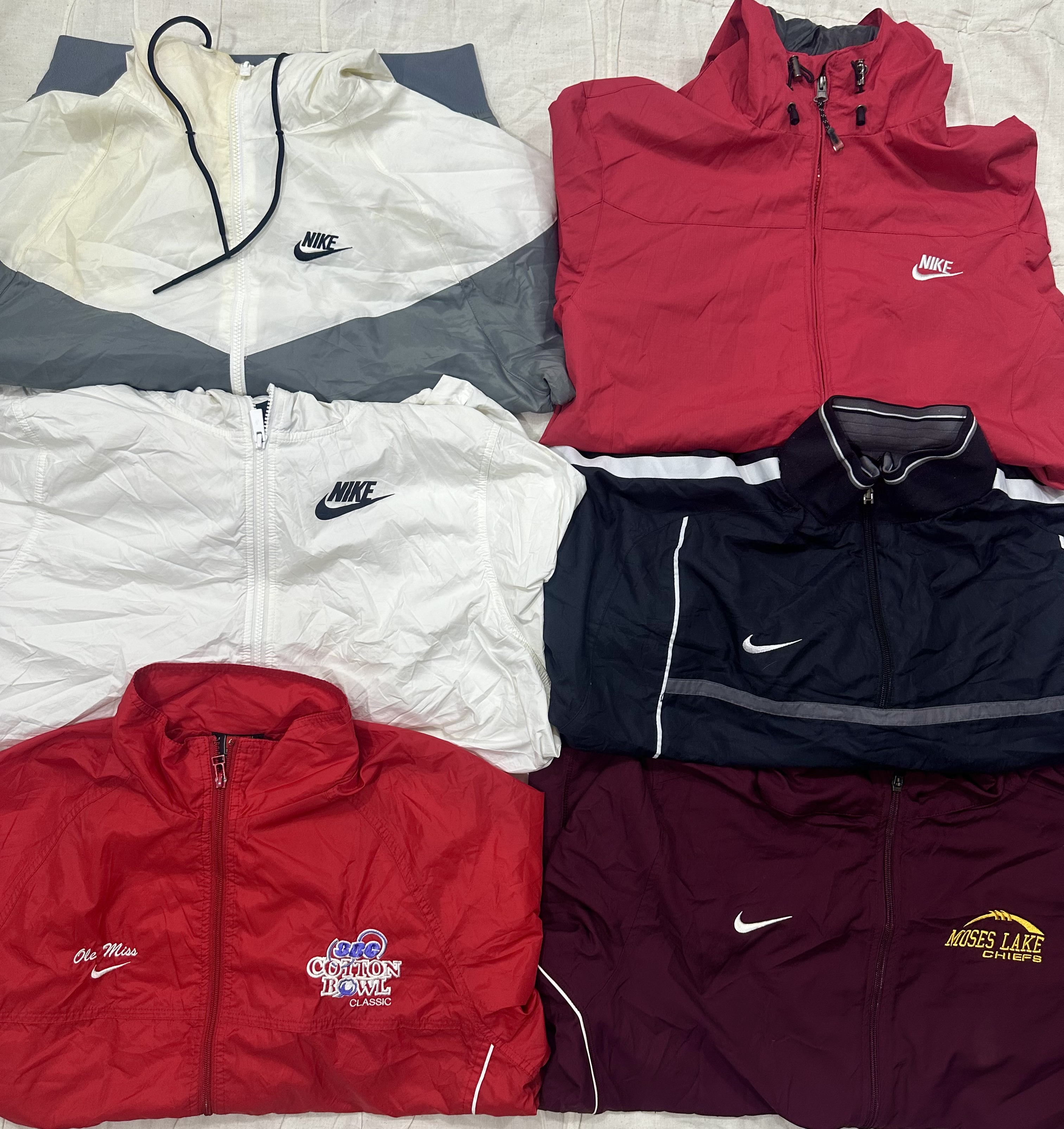 Nike Windbreaker Jackets