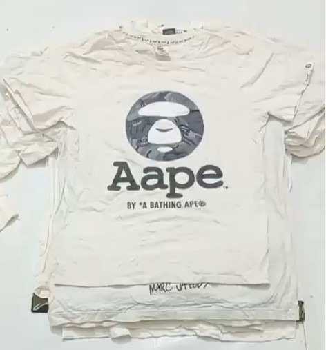 t-shirt stussy