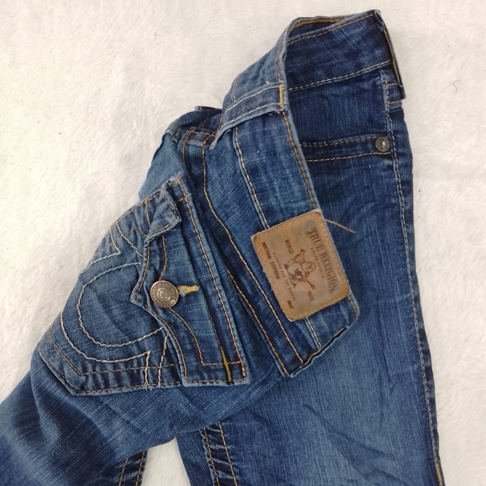 CR2774 Ladies True Religion Jeans - 25 Pcs