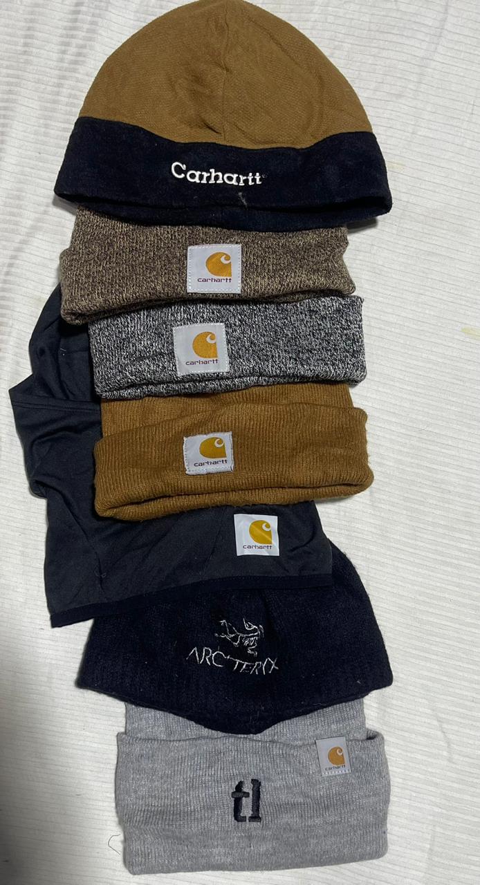 Chapeaux en laine Carhartt 7 pièces