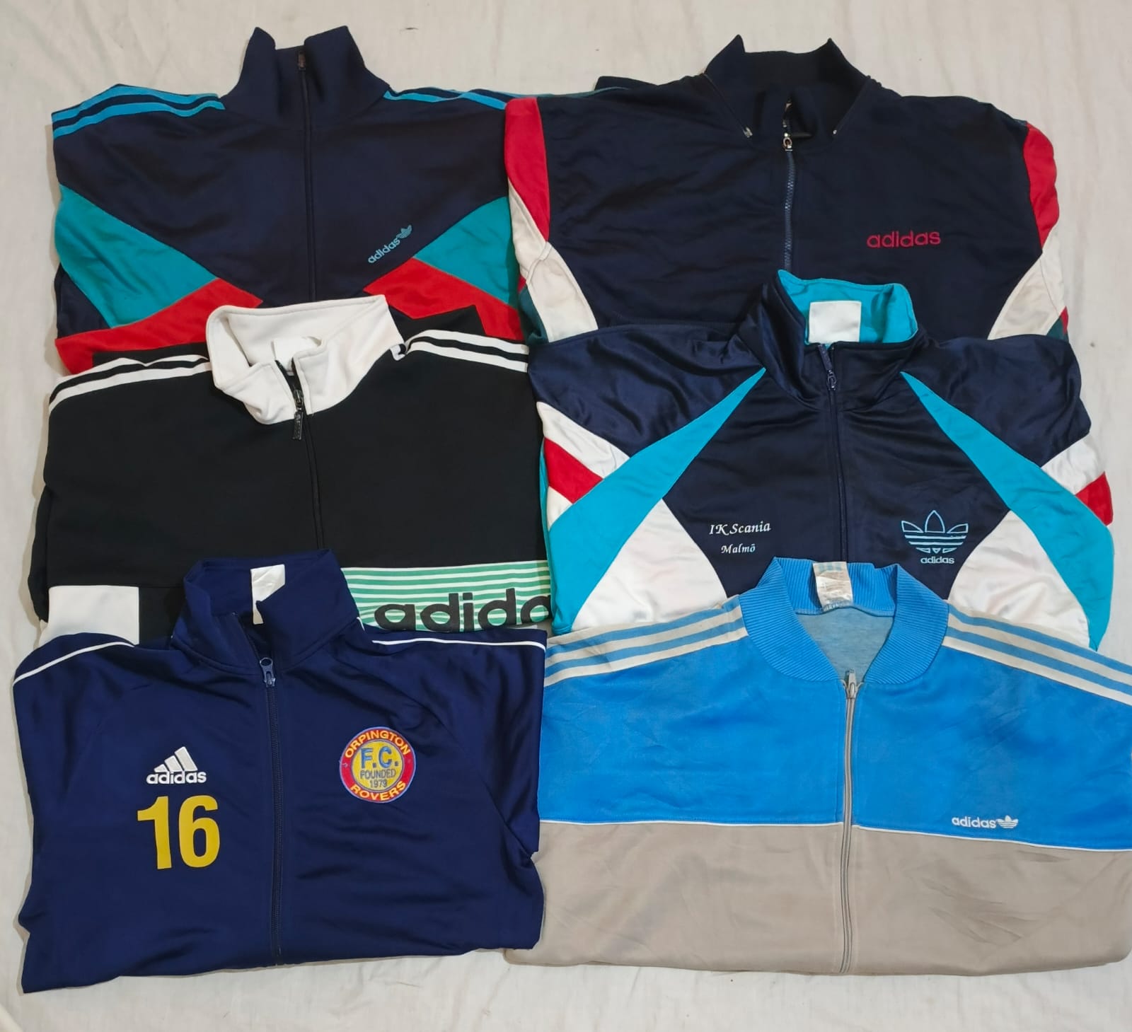 Vestes coupe-vent Adidas 34 pièces