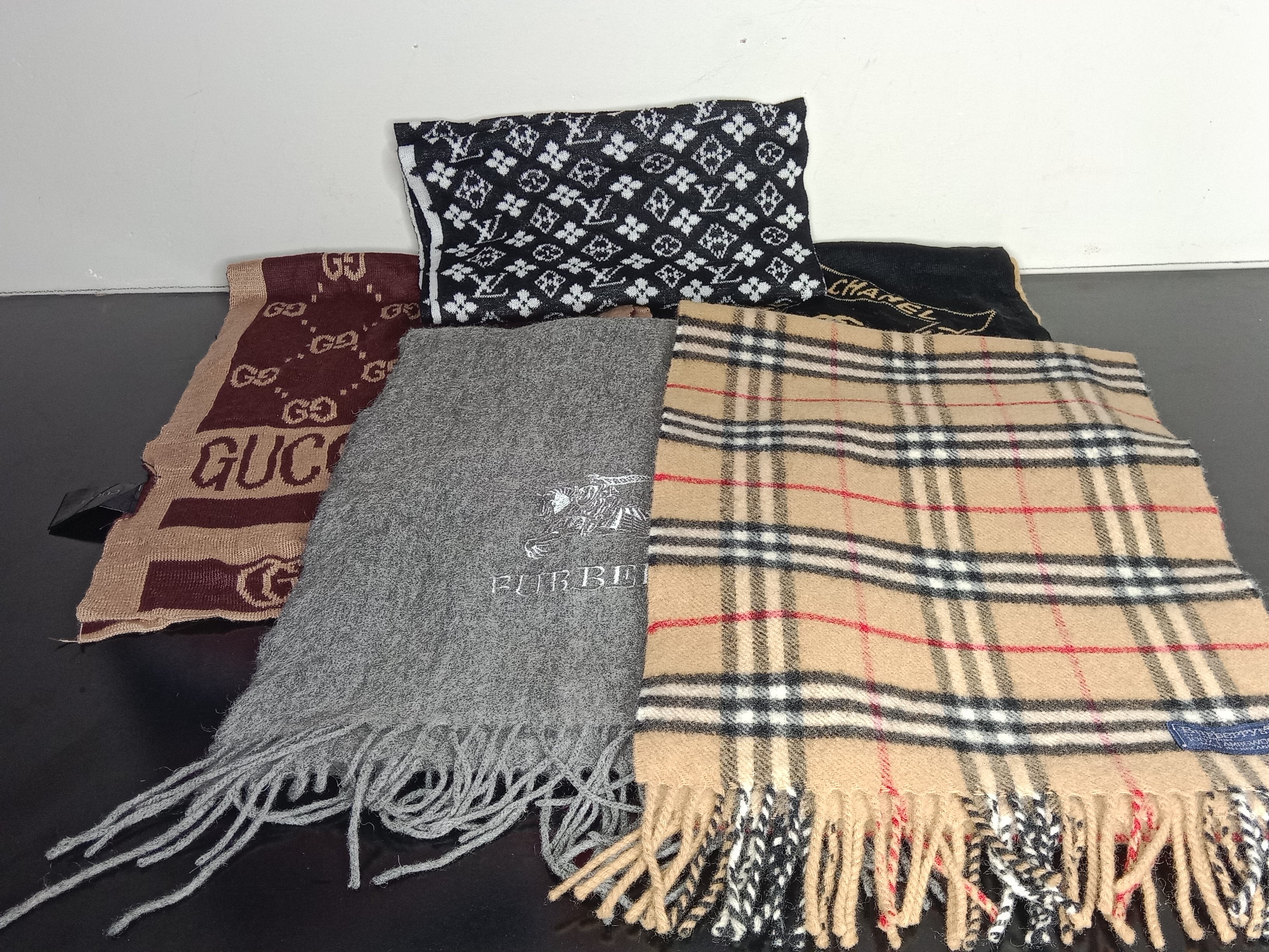 Burberry scarves-10 pcs