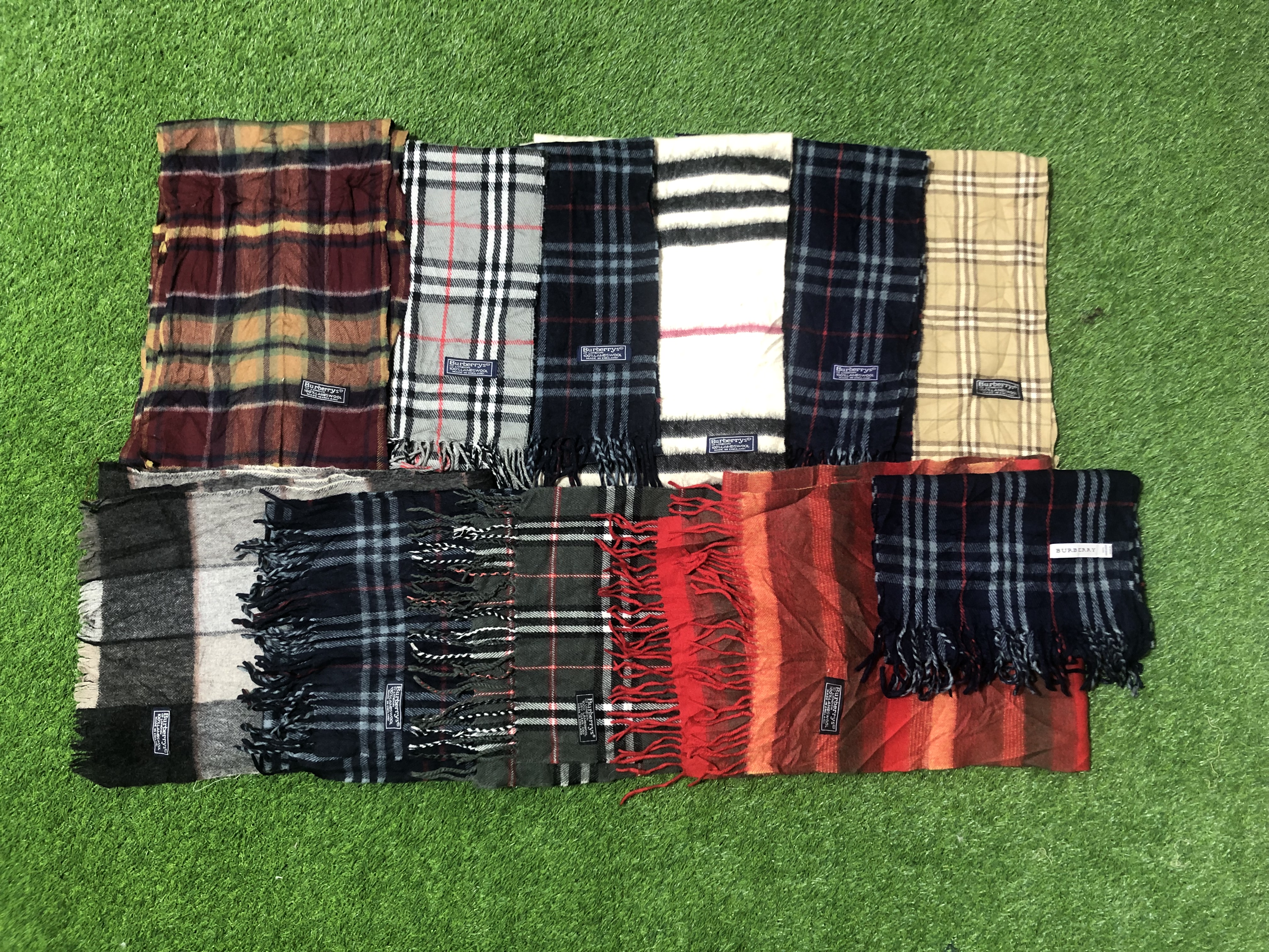 Burberry Scarves Muffler 30 pcs (MA012)