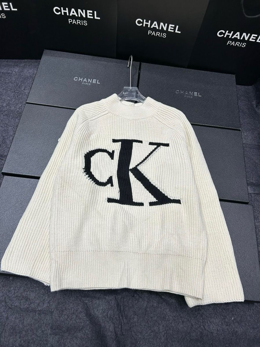 Calvin Klein Pullover