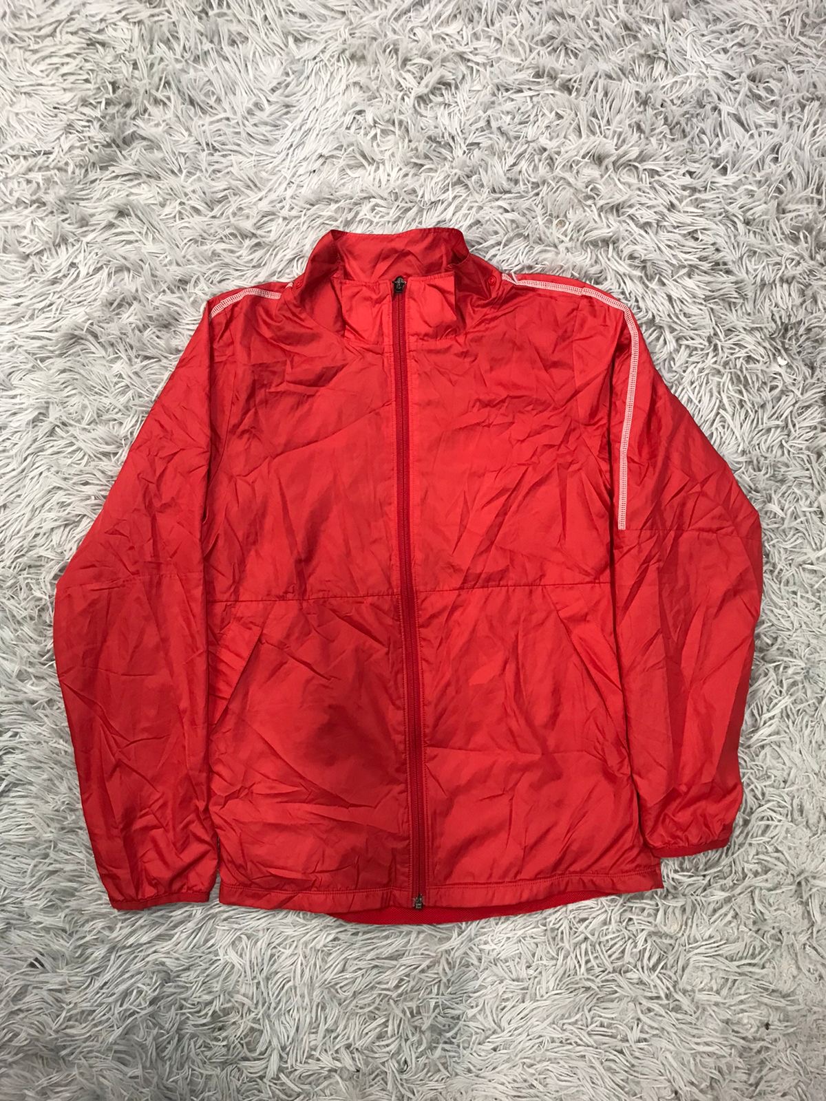 Vestes coupe-vent de grade AB (Burberry, Nike, TNF et plus de marques)
