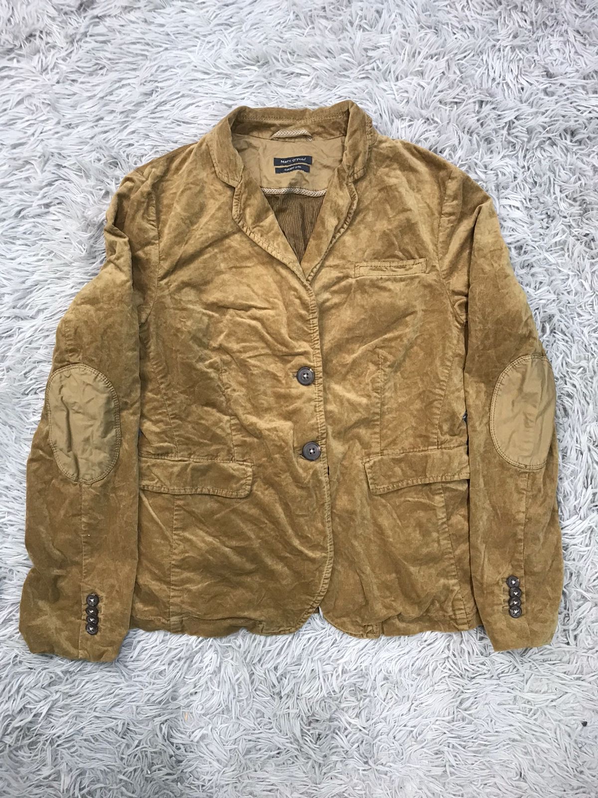 ヴィンテージジャケットとシャツ Burberry、Barbour、Levis、Woolrichなどのブランド