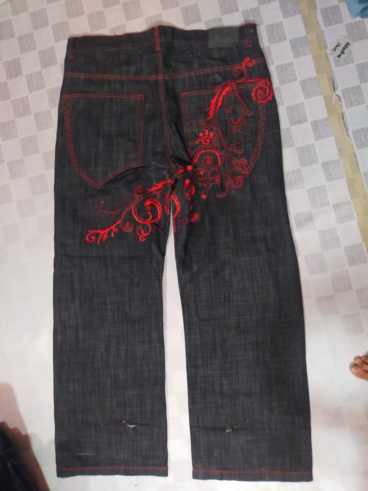 ID  82 JNCO EVISU ROCAWERA SOUTH POLE AND  ECKO UNTID AND OTHER MIX BRANDS TOTAL  22 PIECES