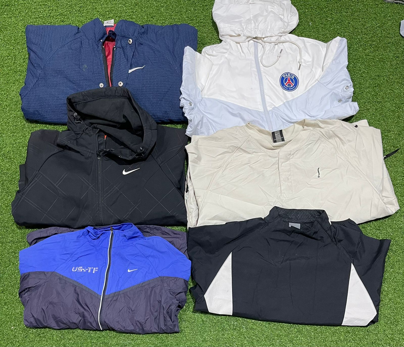 Veste parachute Nike 16 pièces