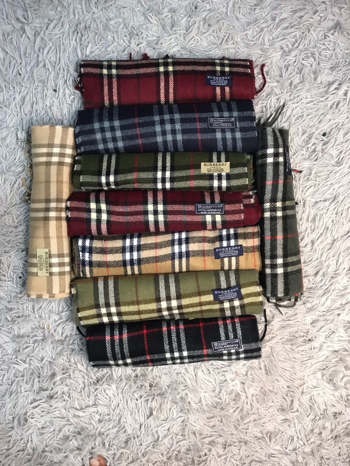 Y2k beautiful colour burberry scarfs