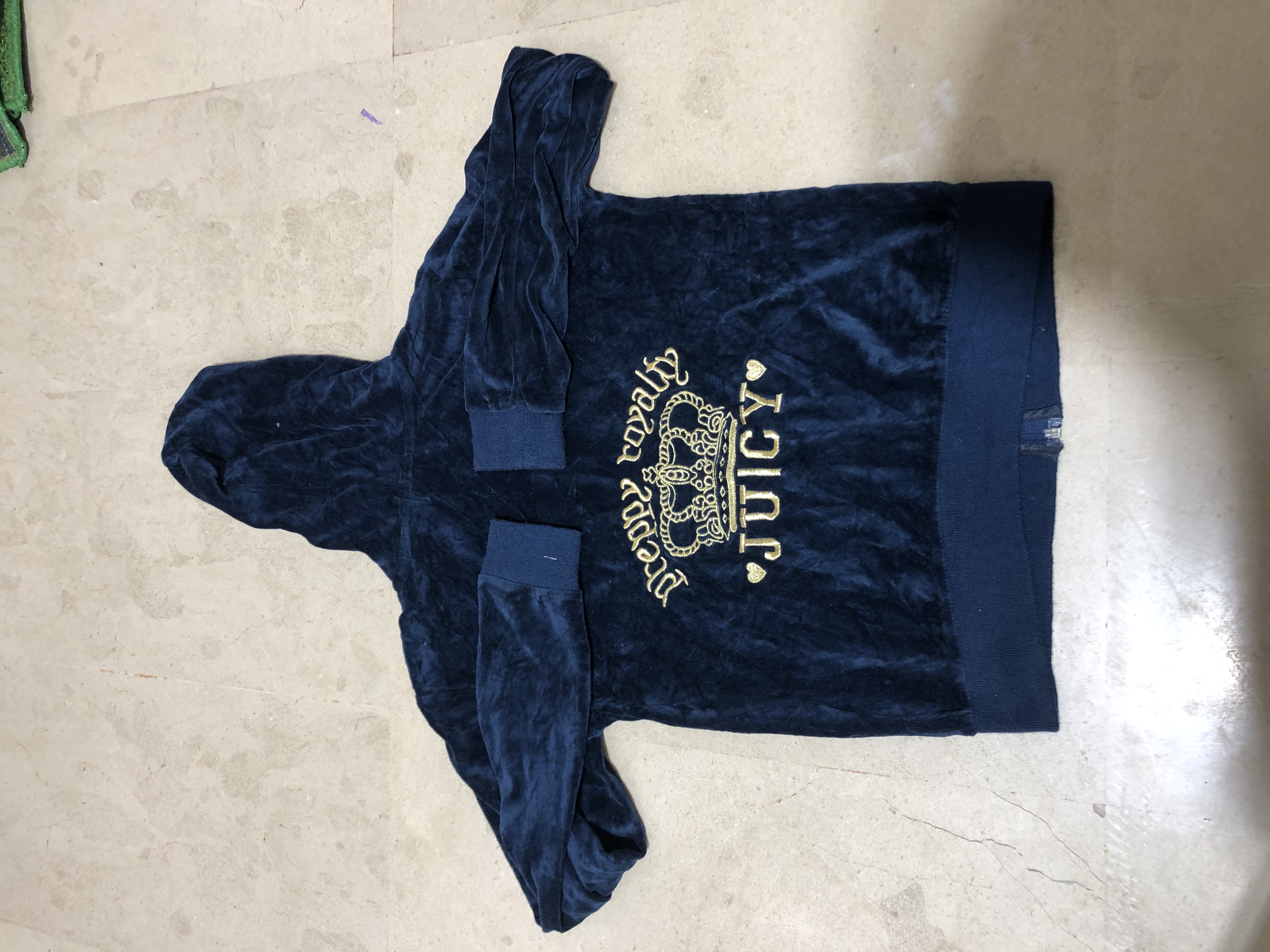 Sweat-shirts à capuche Juicy Couture 30 pièces