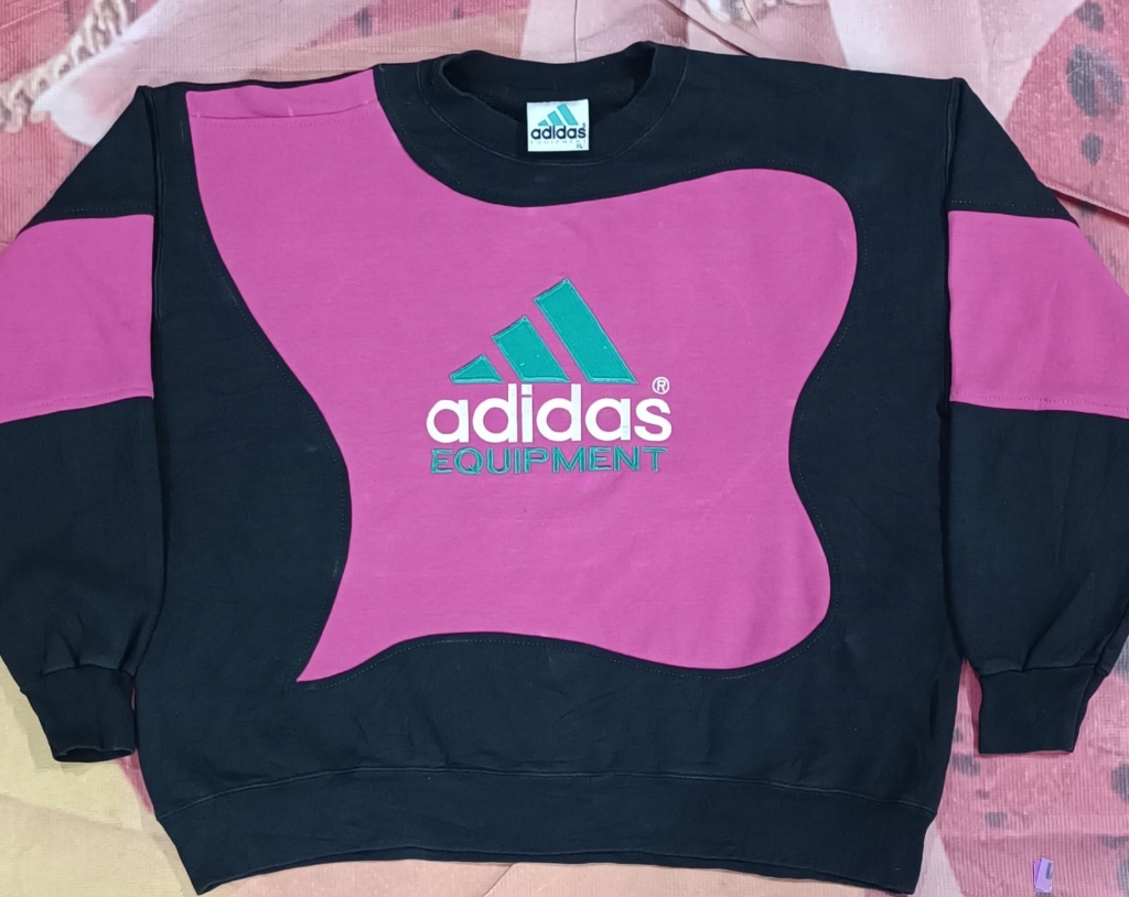 Rework Stil adidas Equipment Sweatshirt.