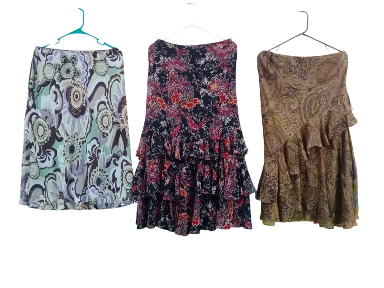 Earthy tone floral skirts - 25 pcs - dec11/24