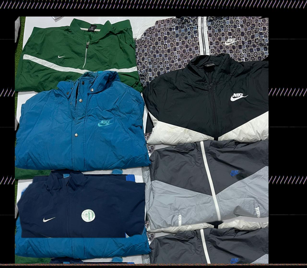 NIKE PARACHUTE JACKET 13 PCS