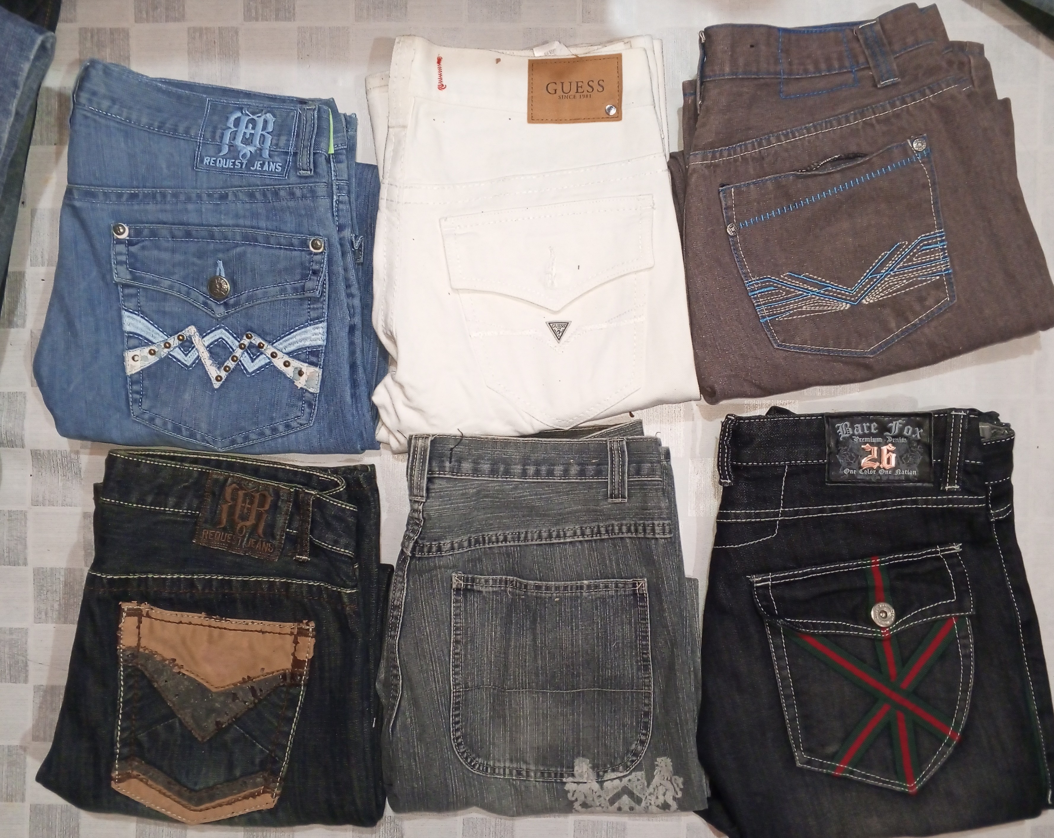 S.NO 95 GUSSES AND OTHER MIX BRAND 10 PIARS