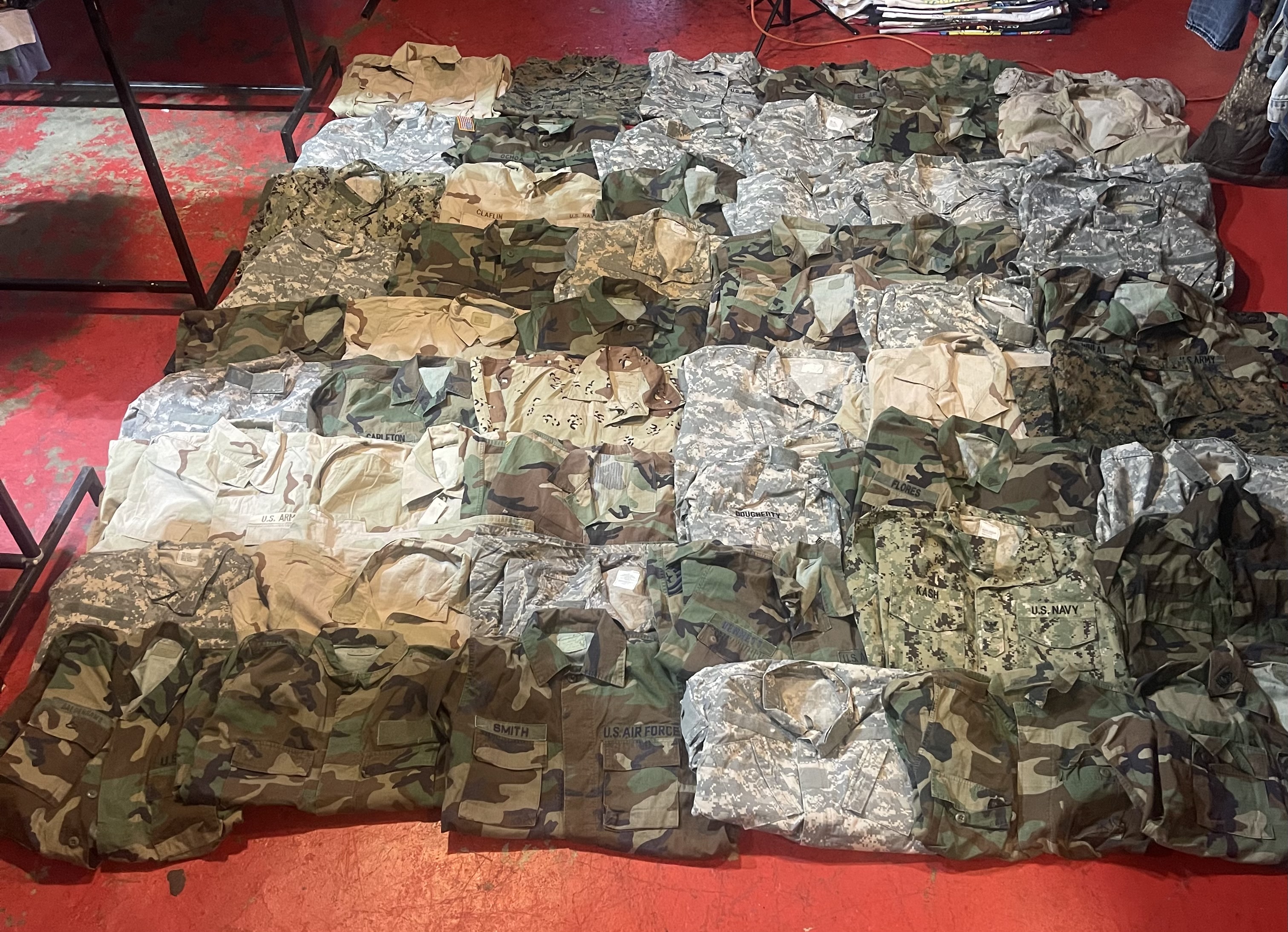 Militärhemden 95 Stück