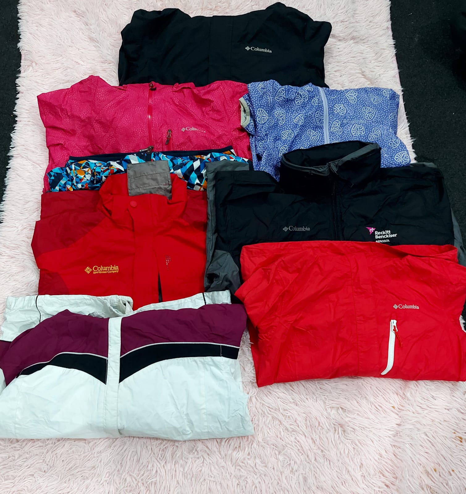 Columbia Windbreaker for Men and Women 7 Pcs