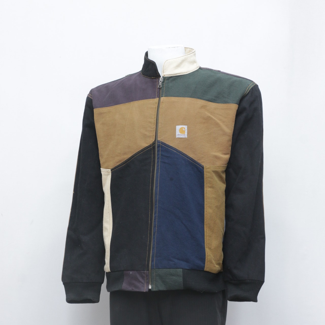 Vestes en denim patchwork Carhartt recyclées