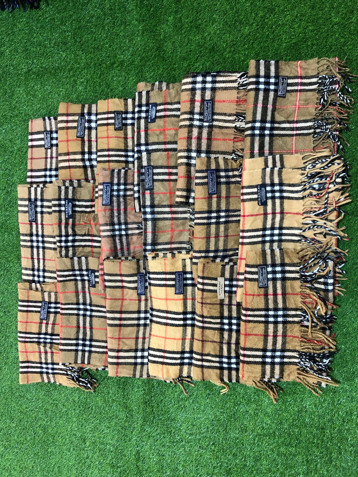 Beig Colour Burberry Muffler 30 pcs