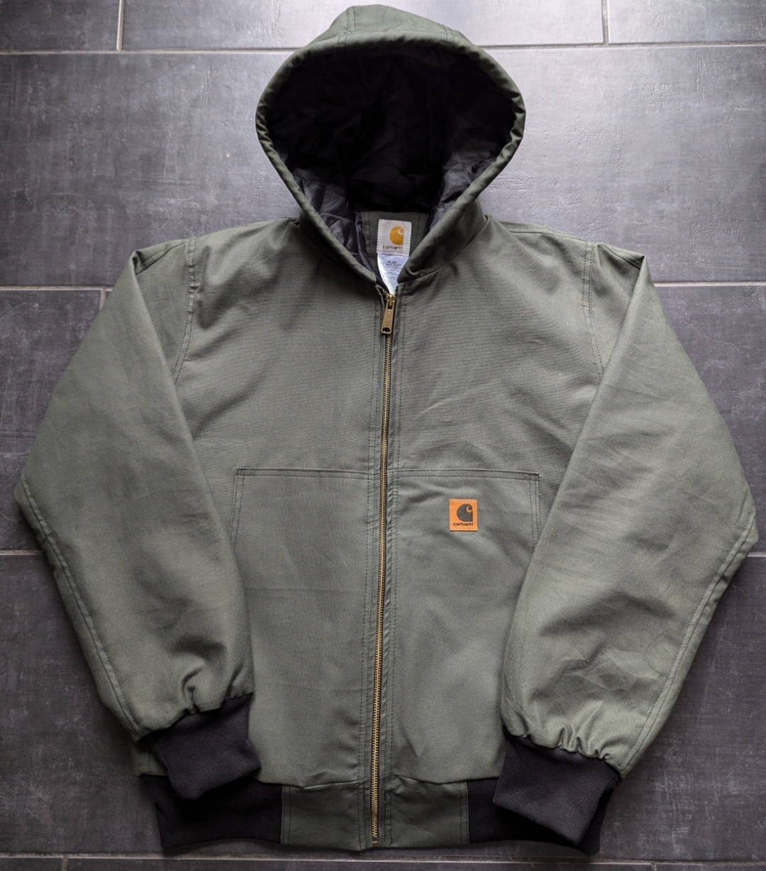 Carhartt rework style khaki green 20 pcs