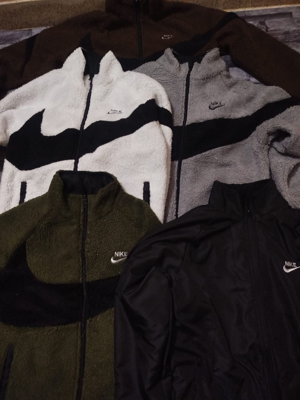 Vestes Sherpa en polaire réversible à motif de relooking Nike