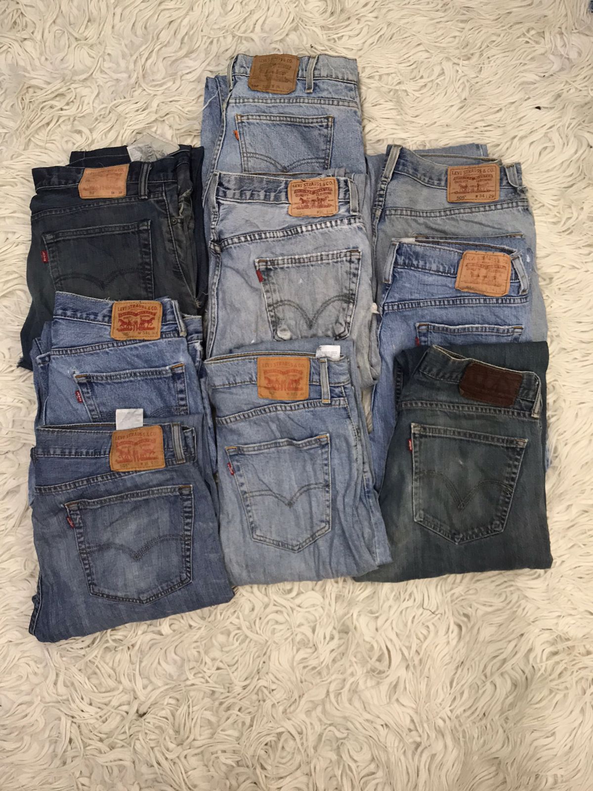 LEVIS JEANS 10 PIECES