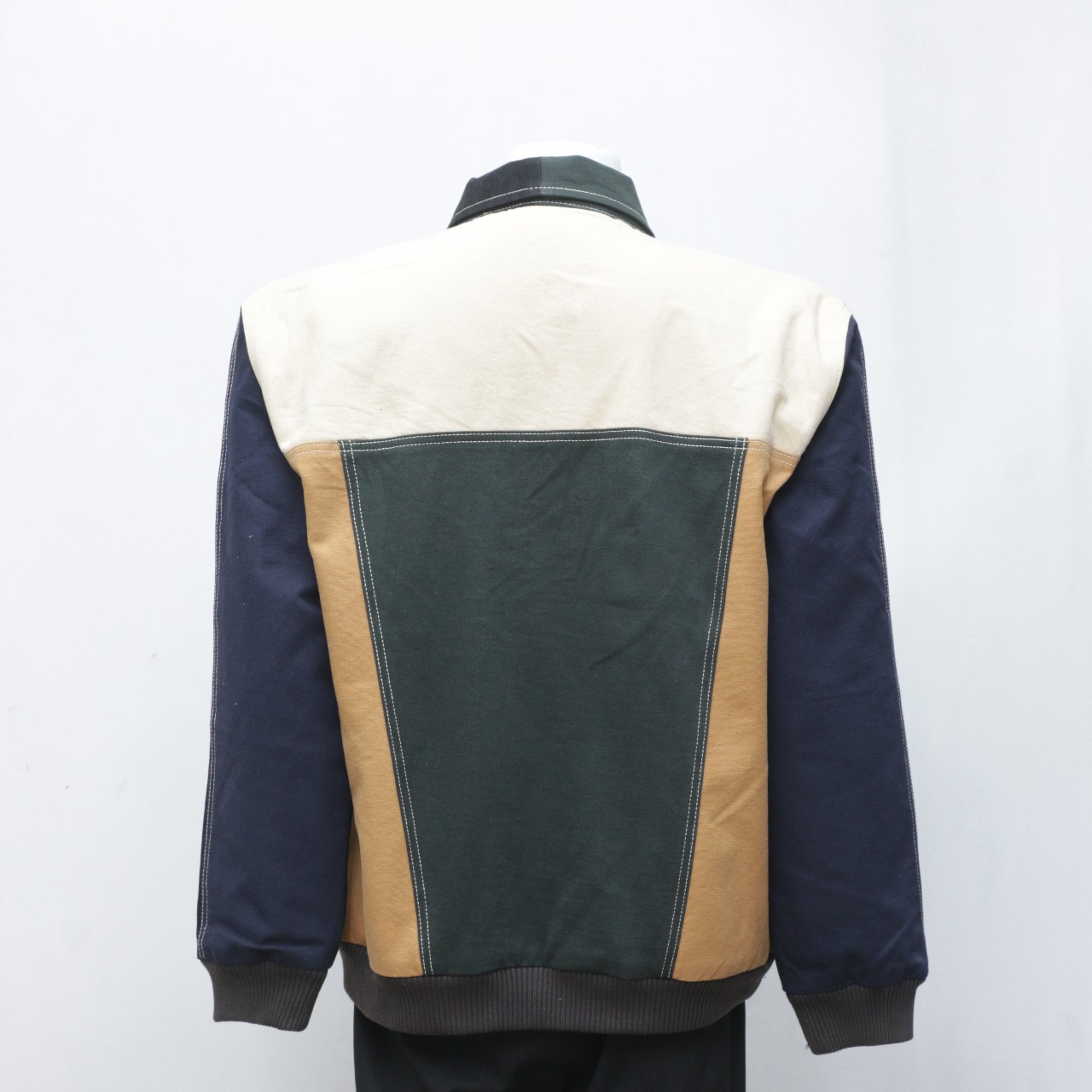 Veste Carhartt New Look upcyclée - 100 pièces