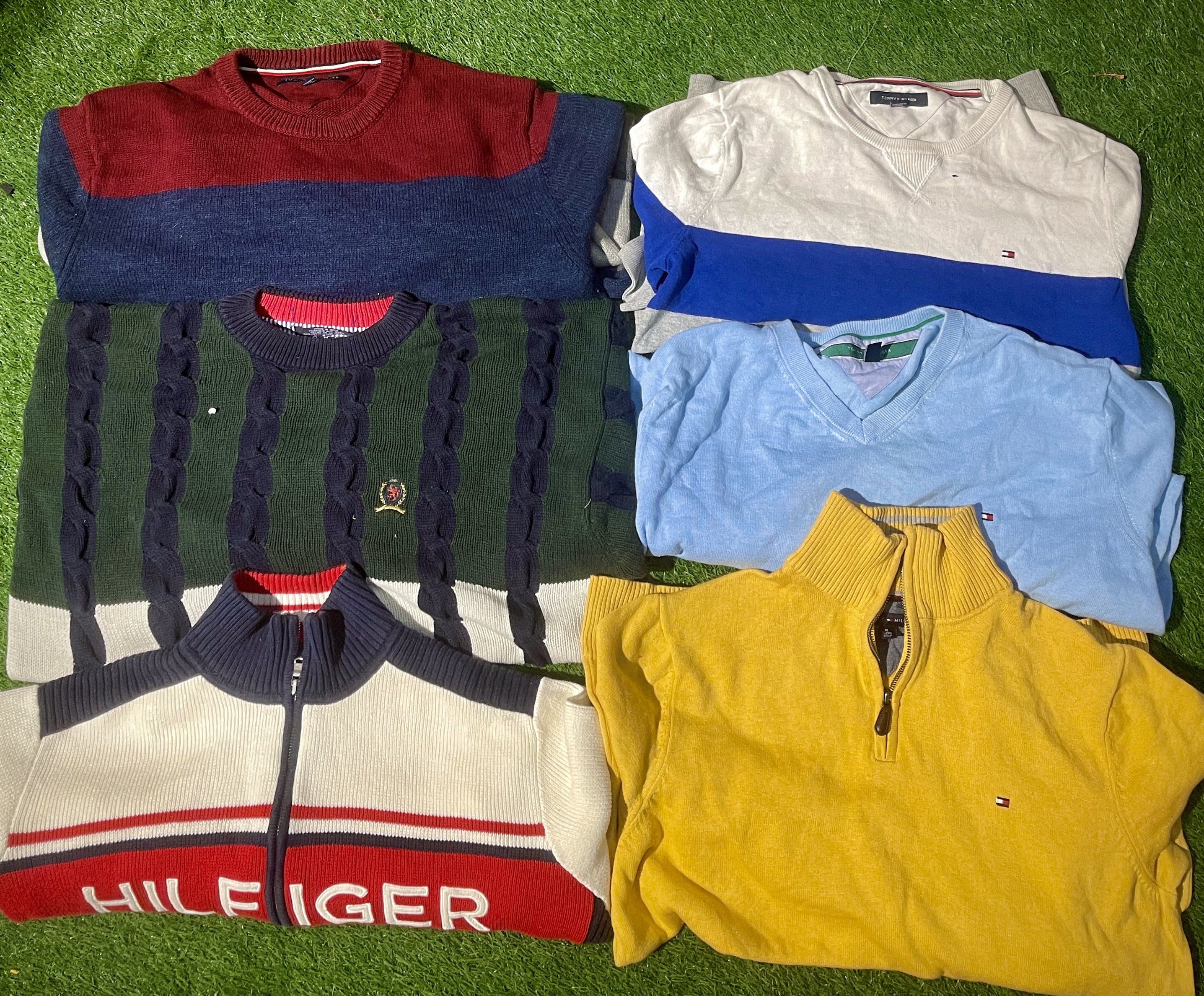 Authentic Tommy Hilfiger Sweaters