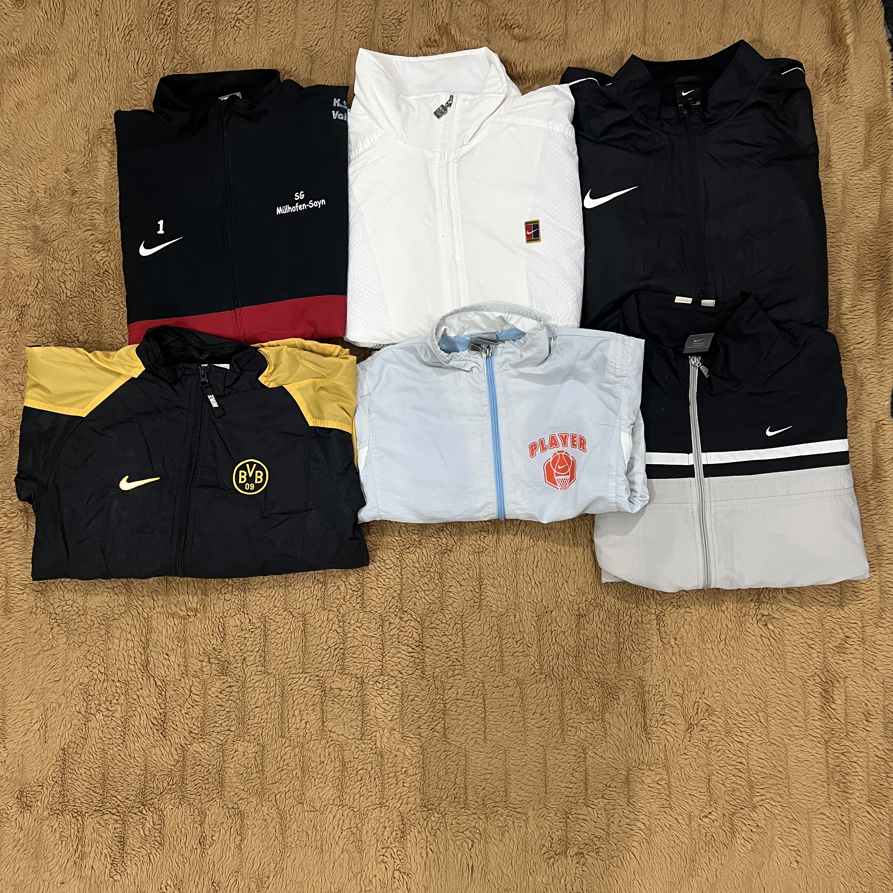 Nike windbreakers for Men and Women 6 Pcs